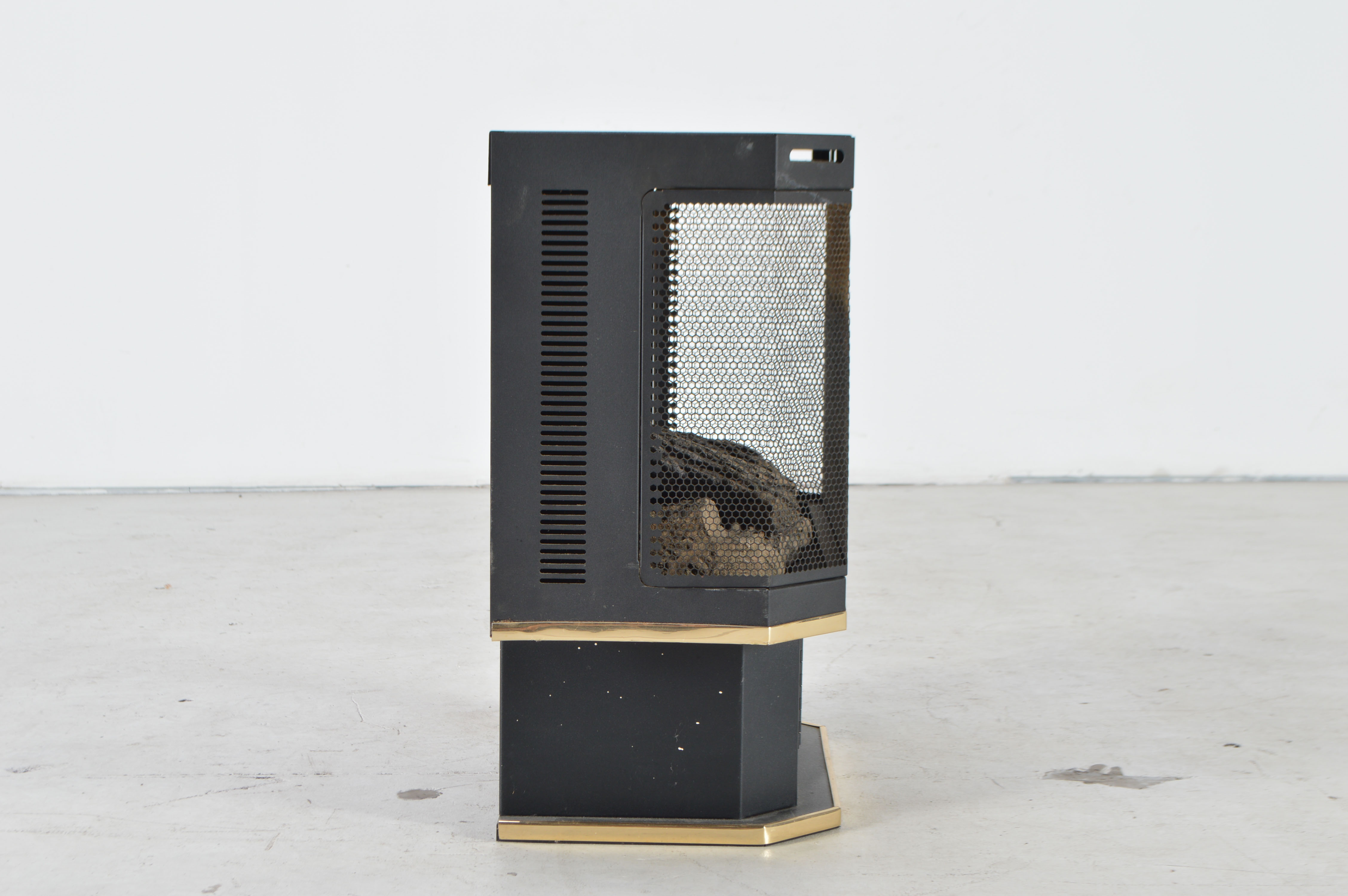 Perfecta Four Seasons Ventless Gas Fireplace Model 1800 EBTH