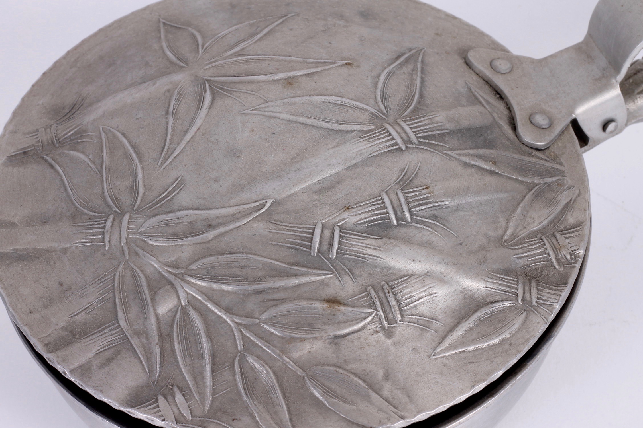 Collection of Silver Plate, Aluminum and ChromePlate Serving Ware EBTH