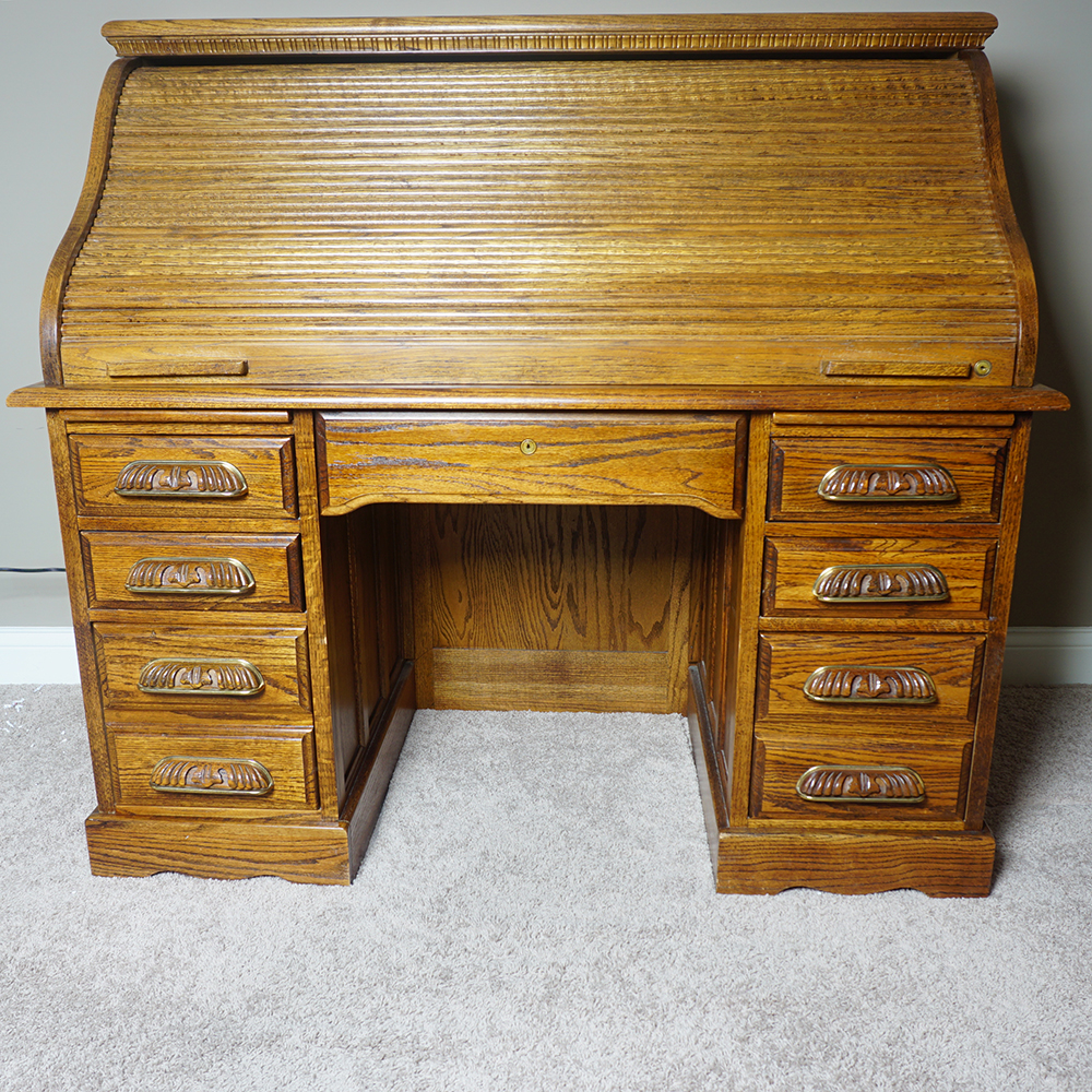 Oak Creek by Riverside Roll Top Desk EBTH