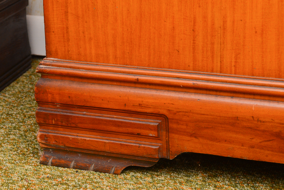 1940s "Sweetheart" Cedar Chest by Roos EBTH
