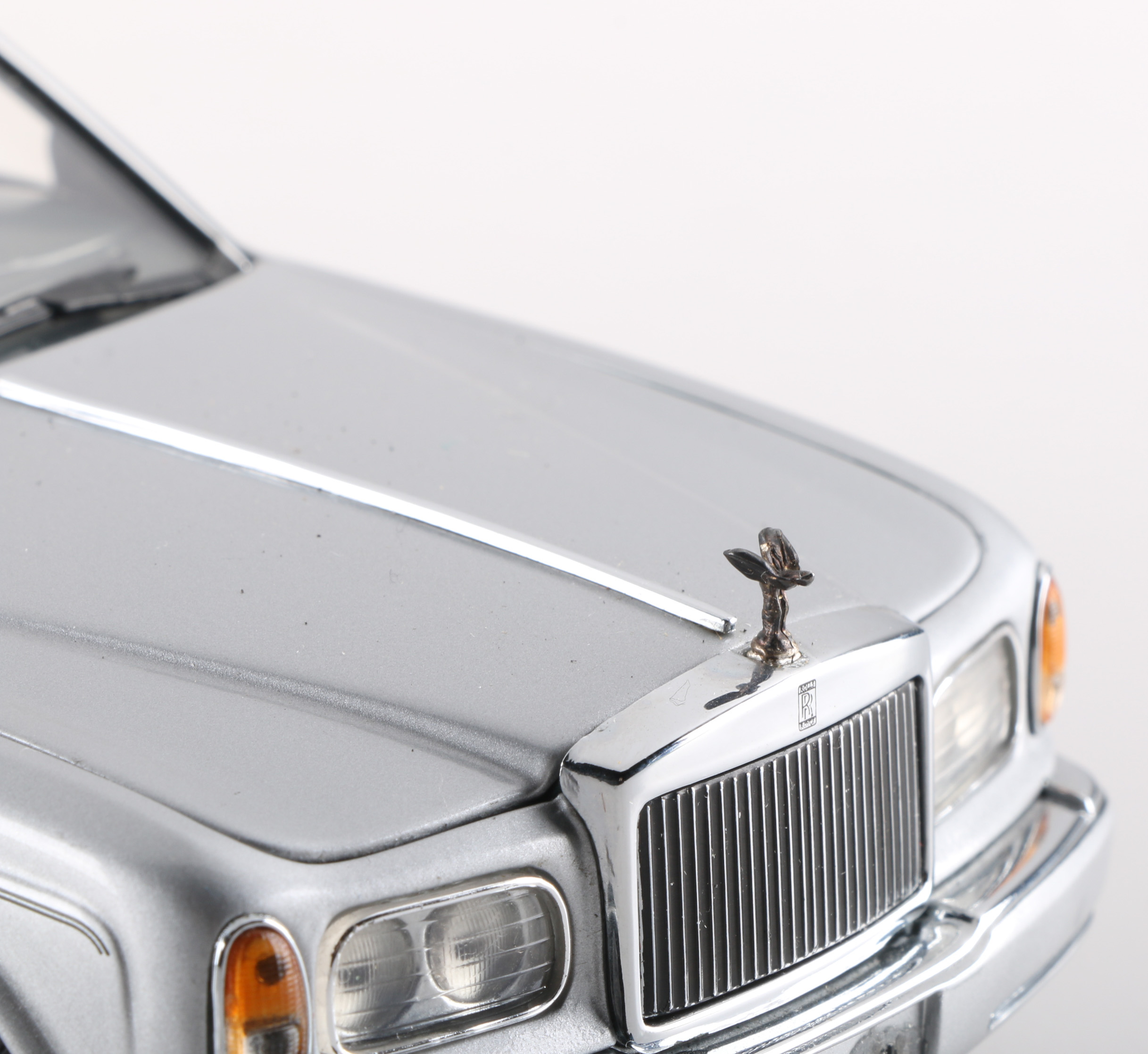 Franklin Mint 1998 Rolls Royce Silver Seraph Die Cast Car