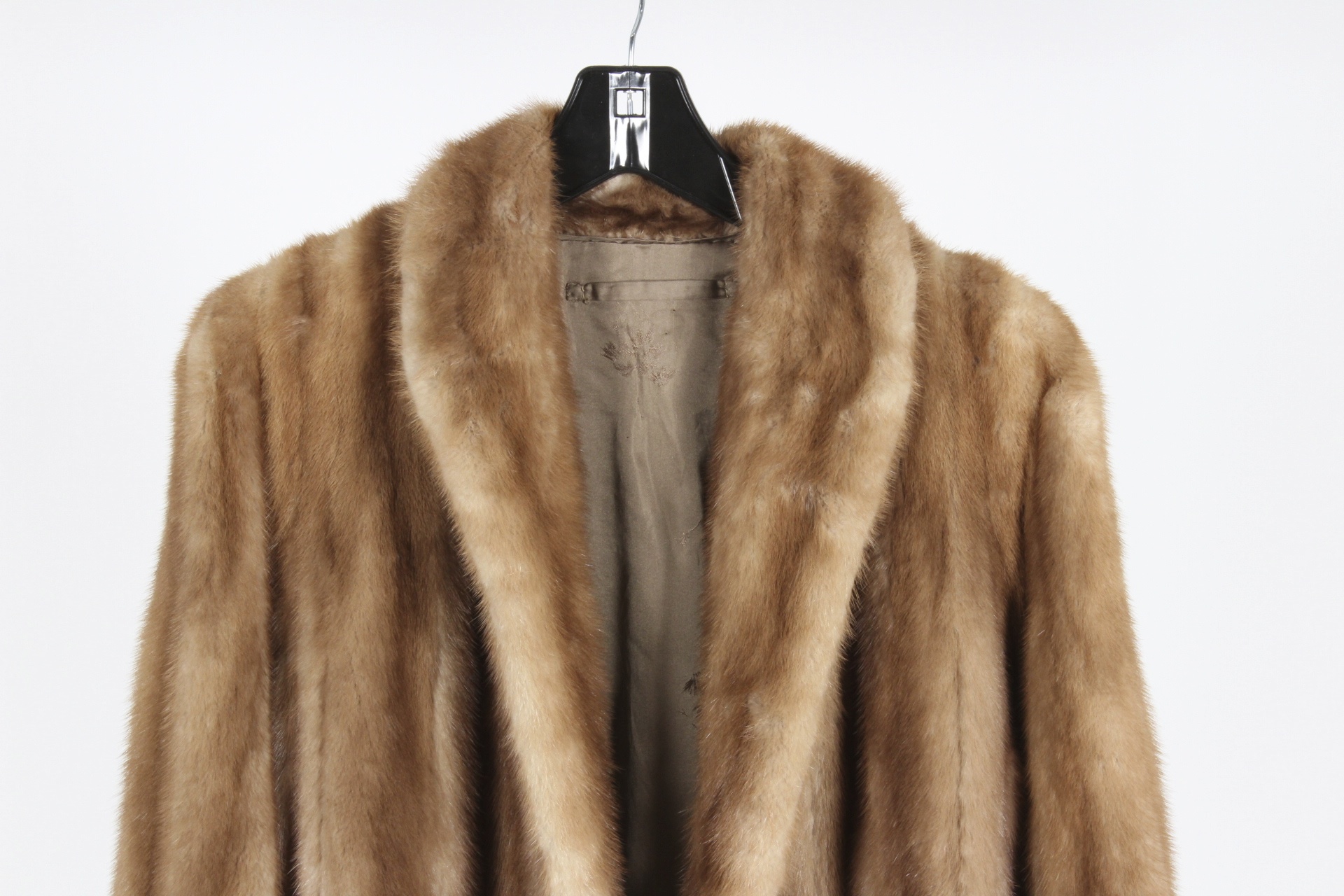 Women's Vintage Mink Fur Coat | EBTH