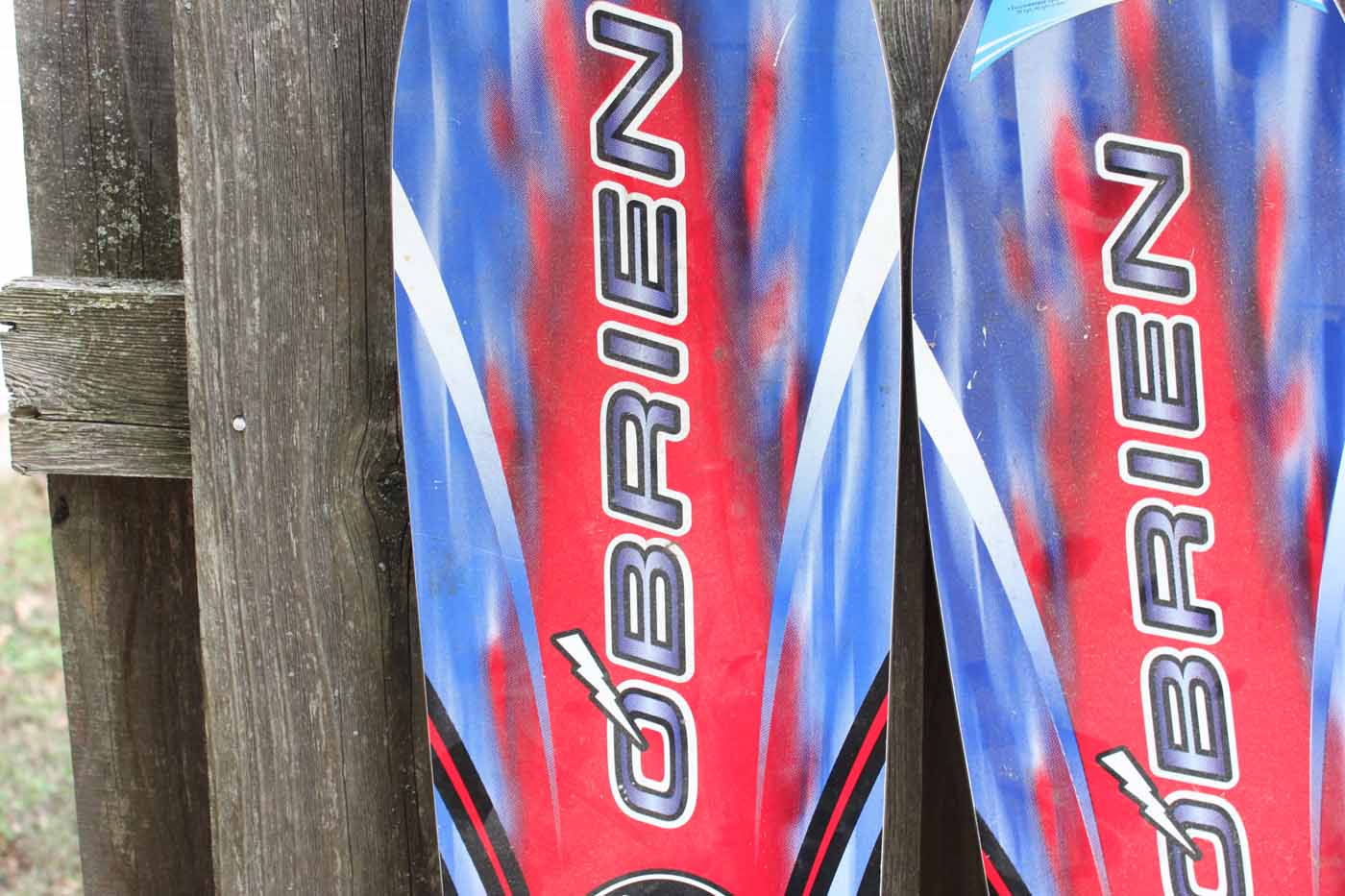 Pair of O'Brien "Amigo" Water Skis EBTH