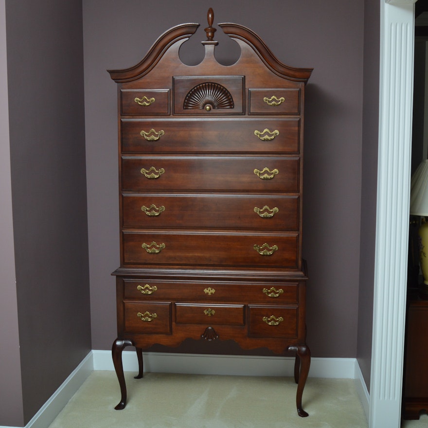 Thomasville Queen Anne Style Highboy Ebth