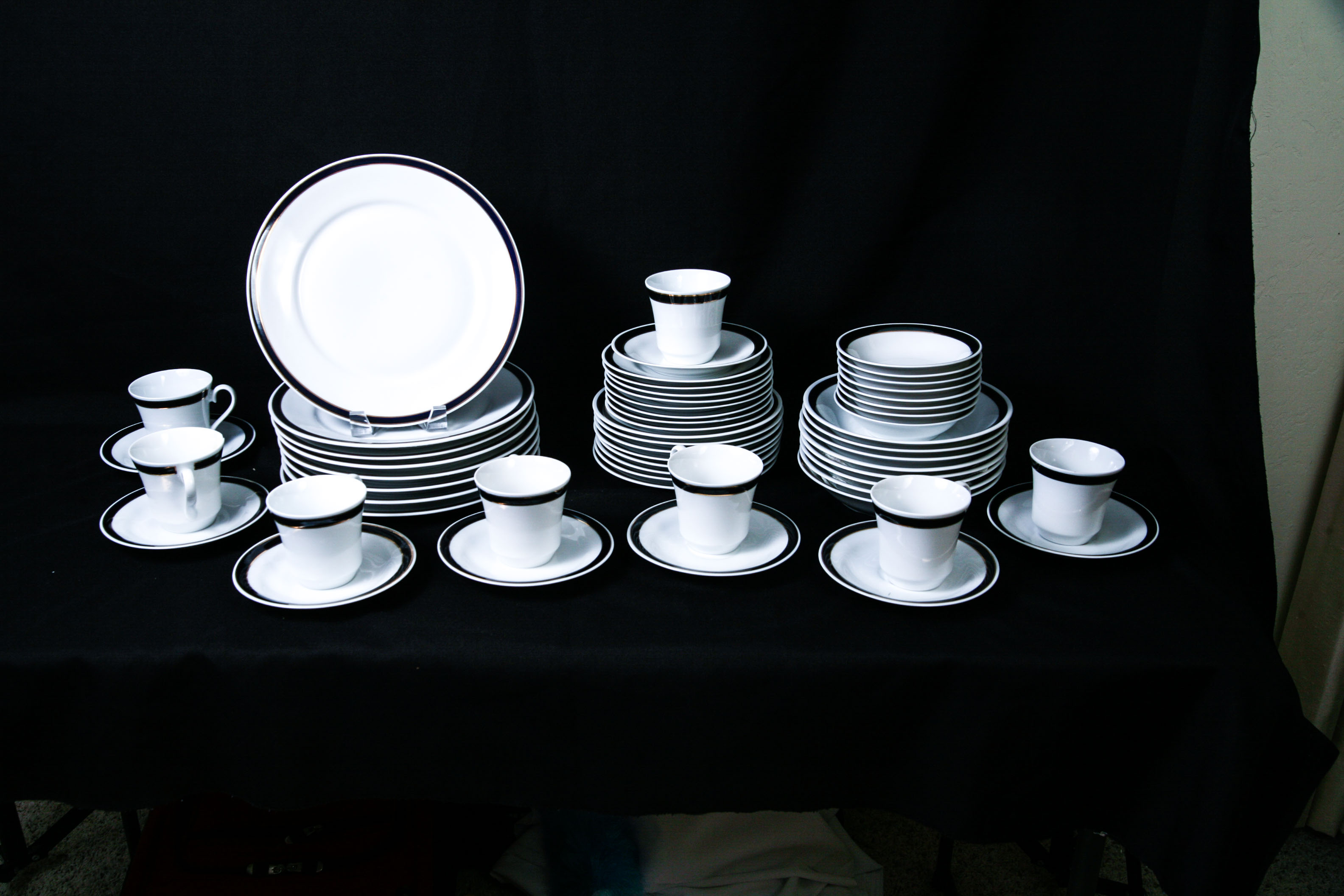 Complete Dinner Service Set for Eight EBTH