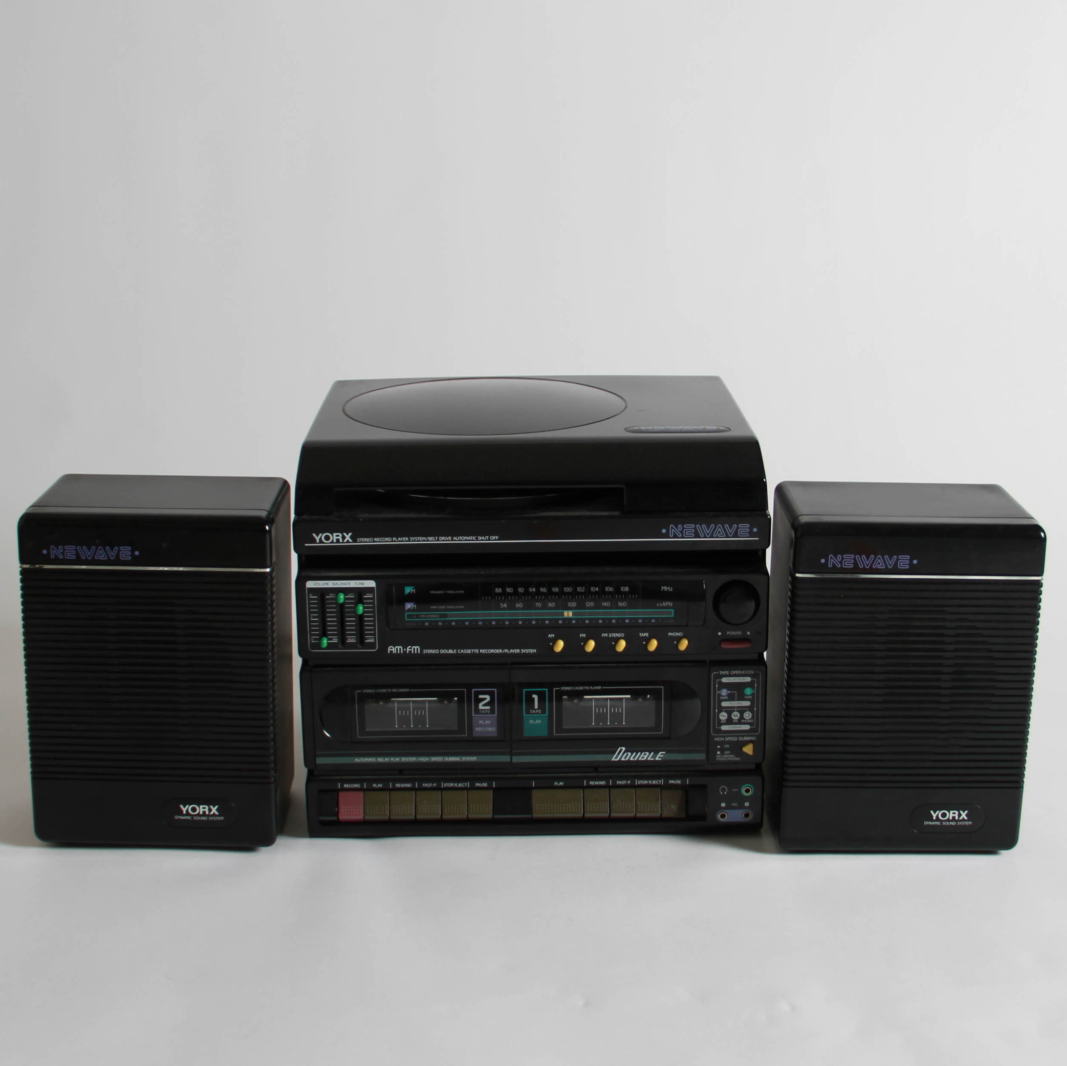 compact stereo system with turntable