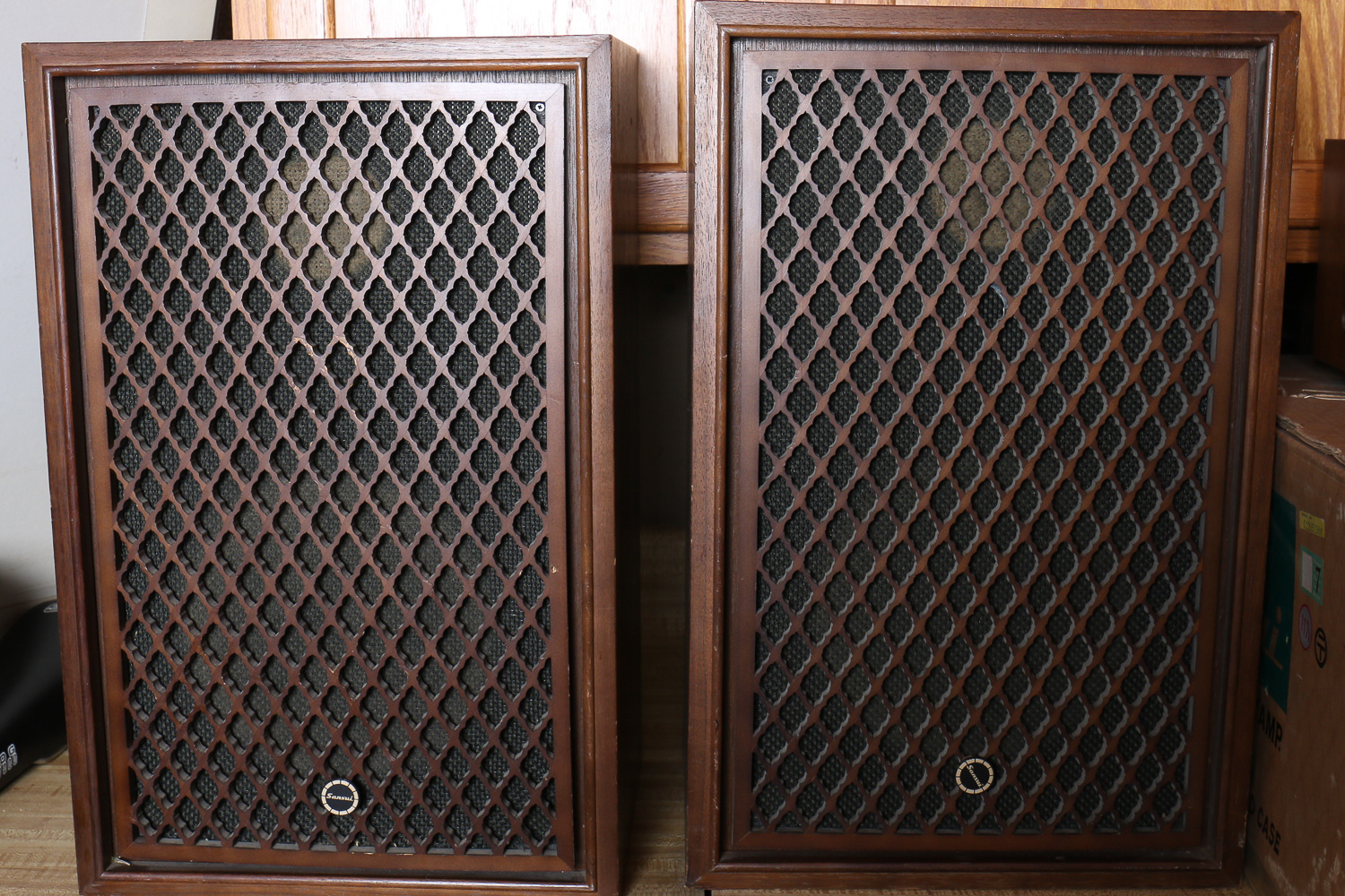 Sansui Stereo Tuner/Amplifier and Speakers EBTH