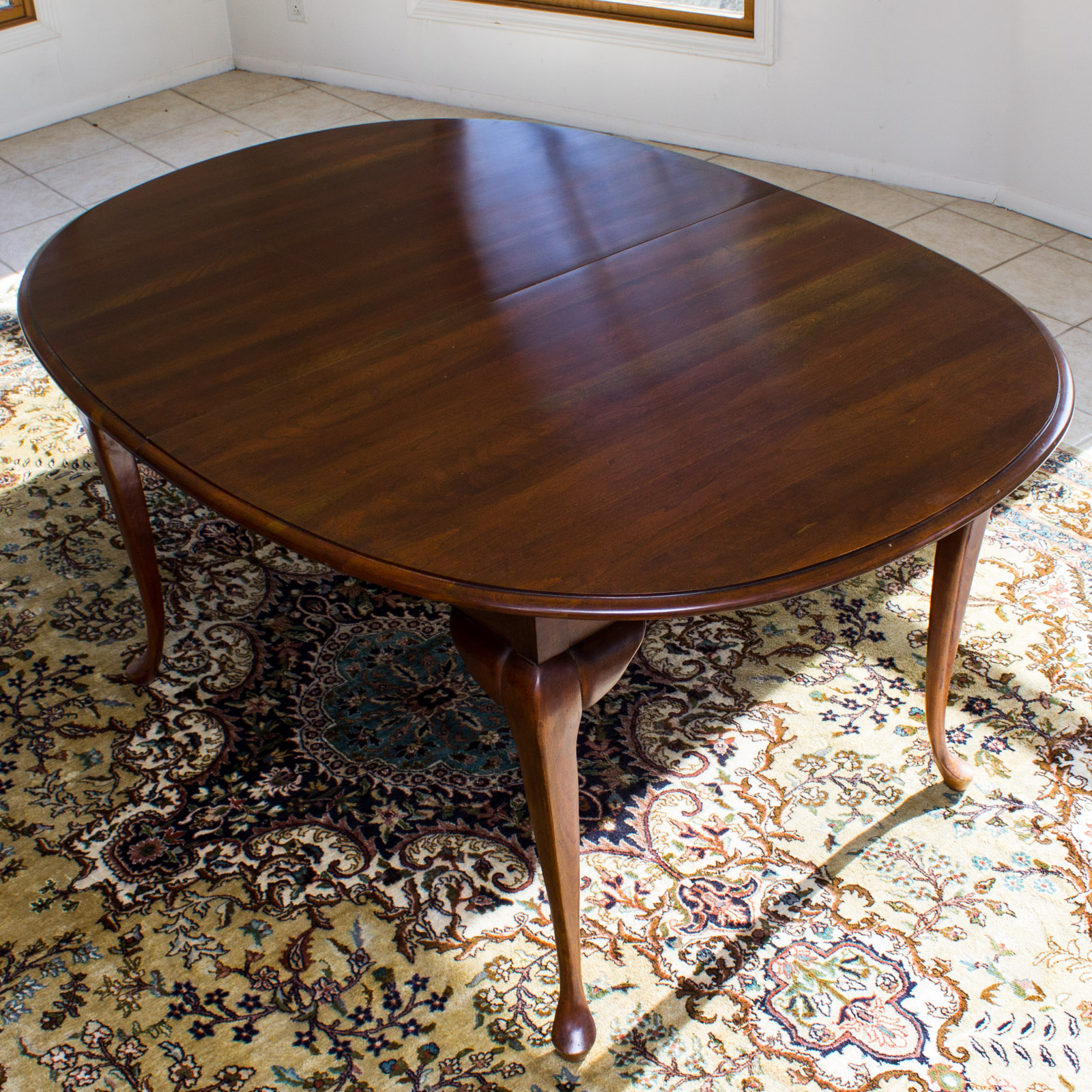 Cherry Dining Table and Chairs | EBTH
