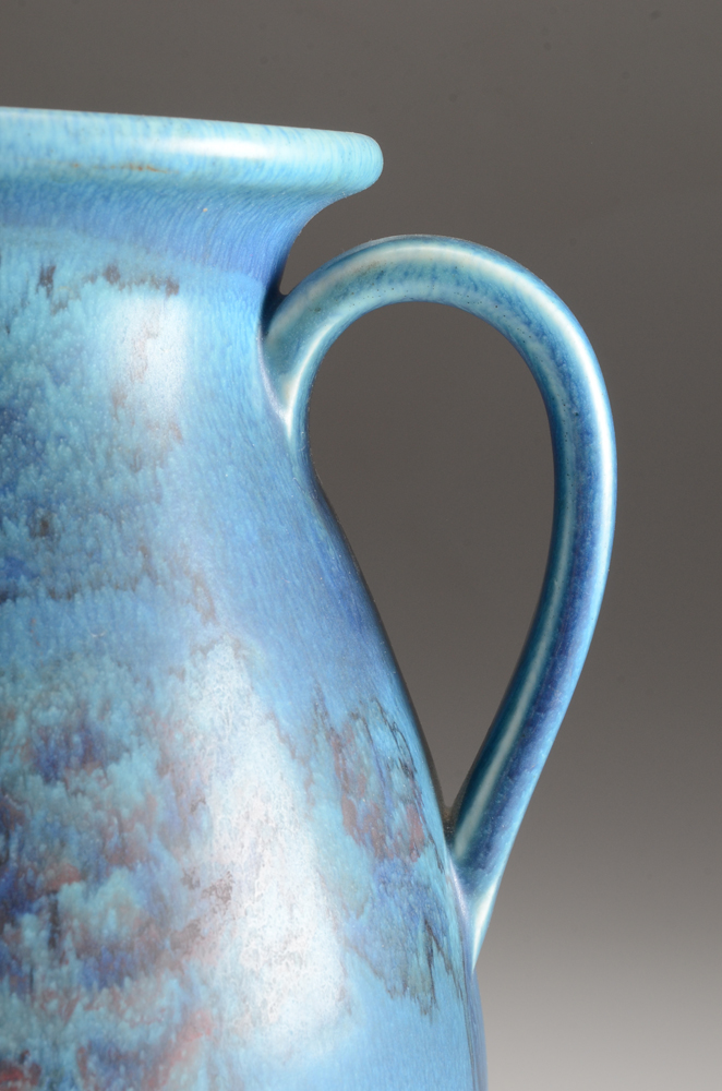 Rookwood Pottery Vase Signed by Louise Abel : EBTH - 583 x 880 jpeg 71kB