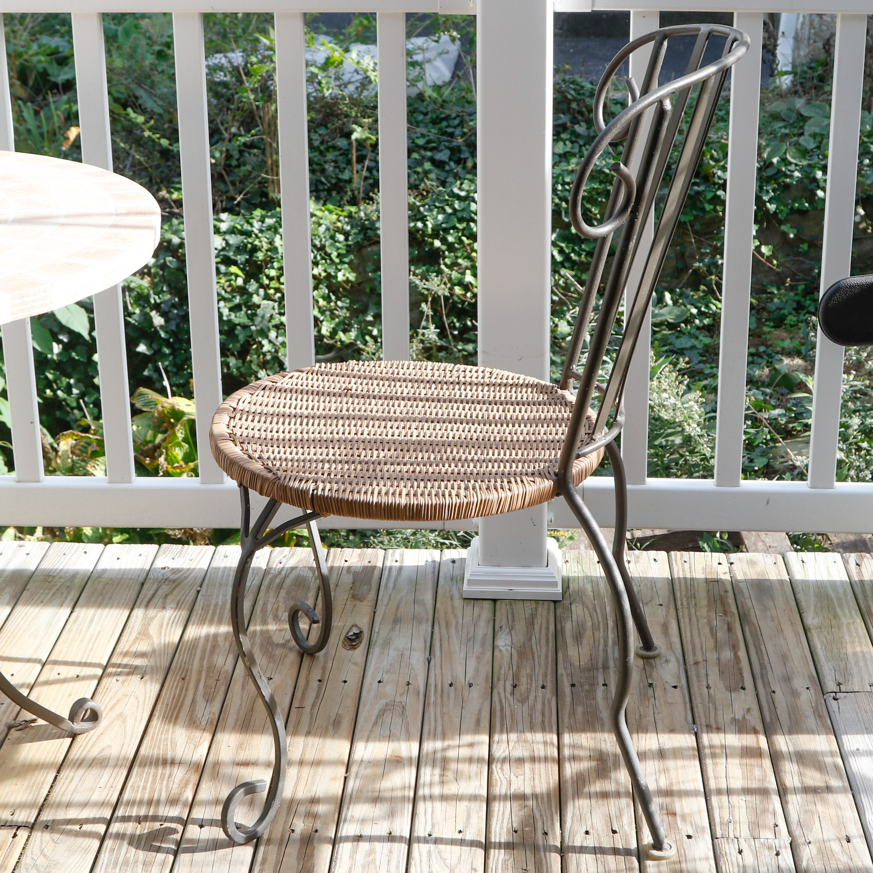 Outdoor Wrought Iron Bistro Set EBTH