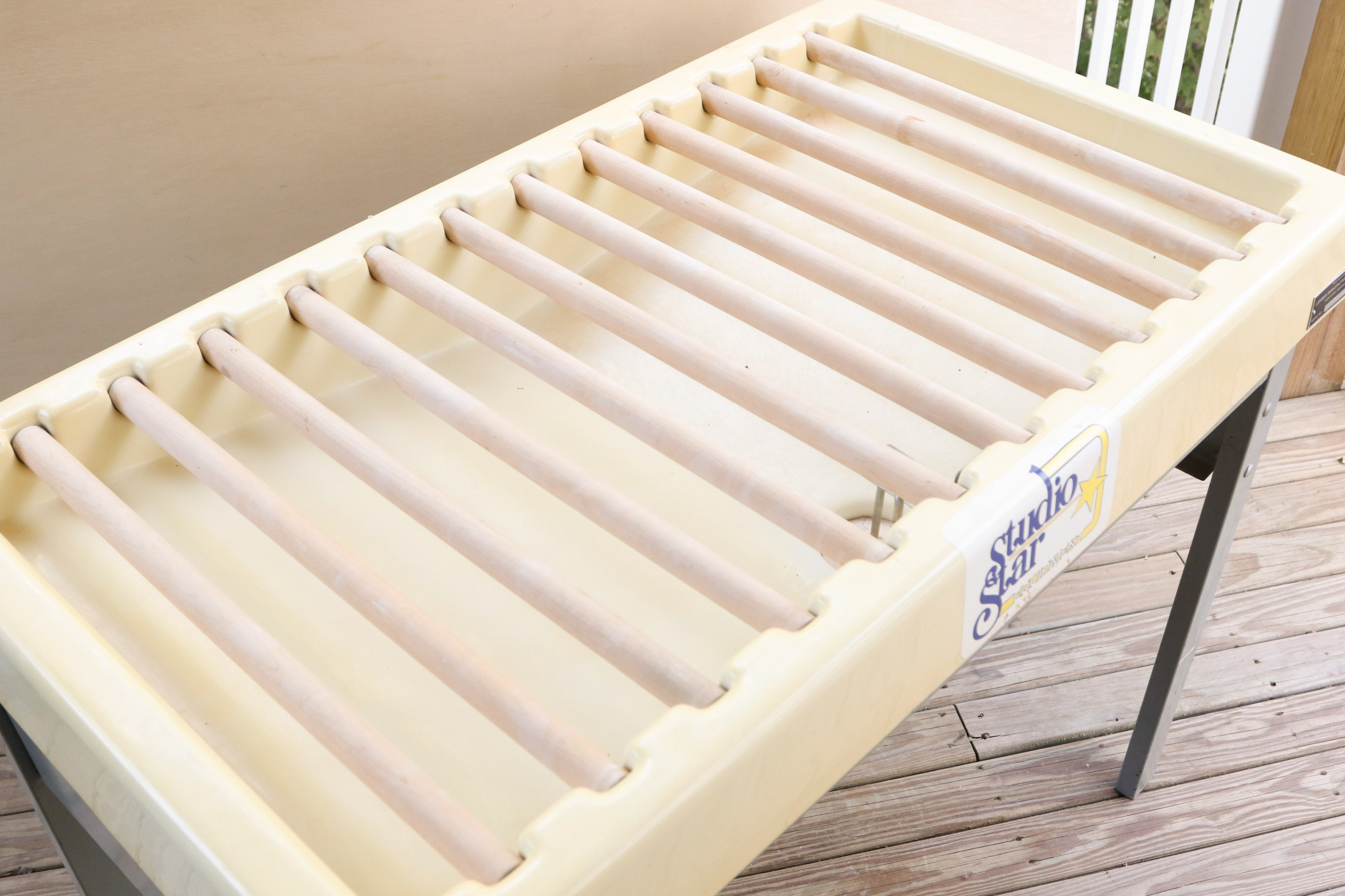 Lehman Equipment Studio Star Pour Draining Table EBTH