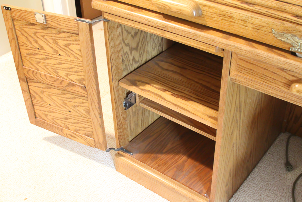 Late 20th Century Roll Top Desk by Eagle Craft EBTH