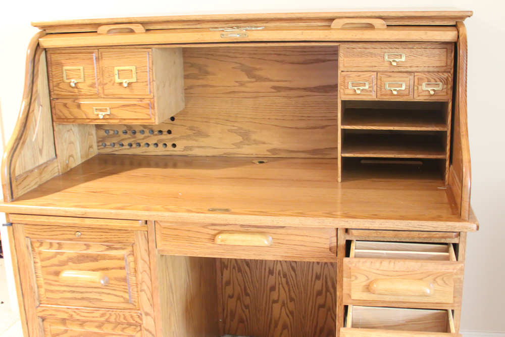 Late 20th Century Roll Top Desk by Eagle Craft EBTH