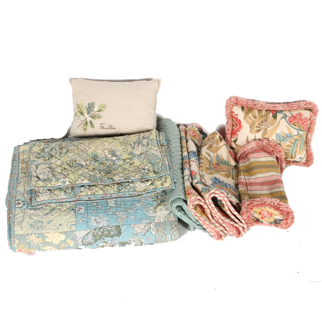 Collection of Pottery Barn Queen Size Bedding EBTH