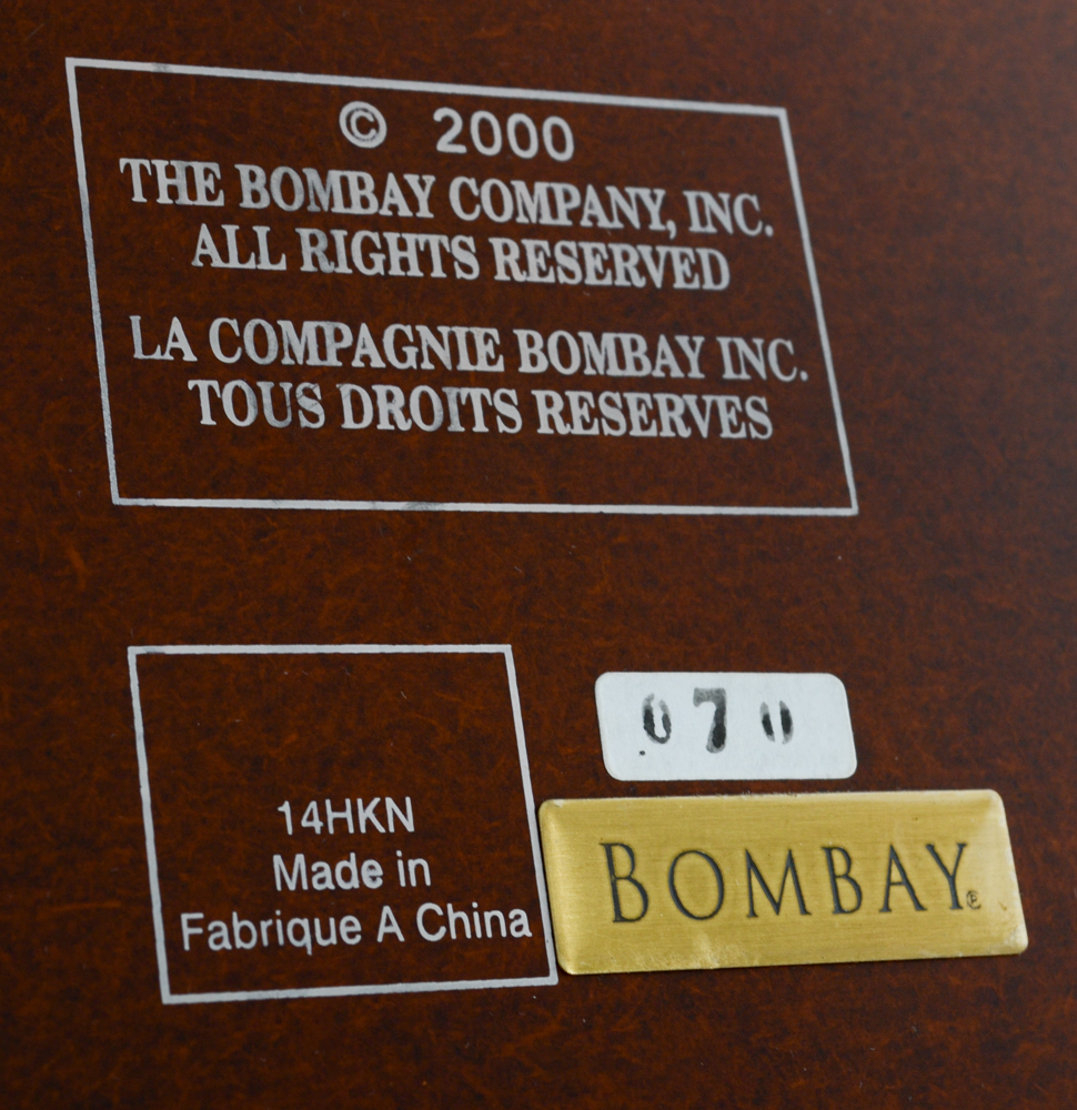 Bombay Company Glass and Wooden Display Box with Elephant Feet EBTH