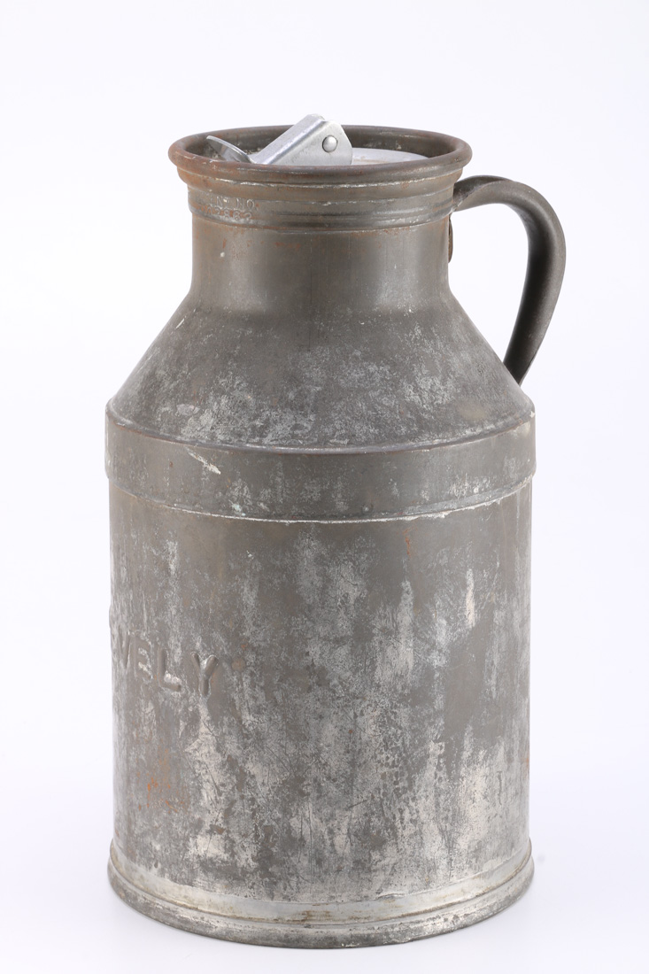 Vintage Pevely Dairy One Gallon Milk Can EBTH