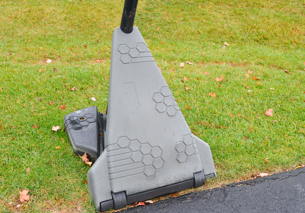 Huffy Sports Adjustable Height Basketball Hoop EBTH