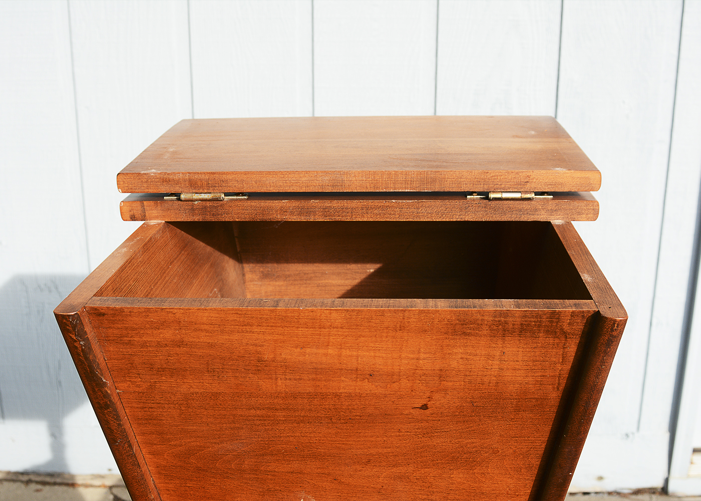 Vintage HeywoodWakefield "Cinnamon" Maple Sewing Storage Table EBTH