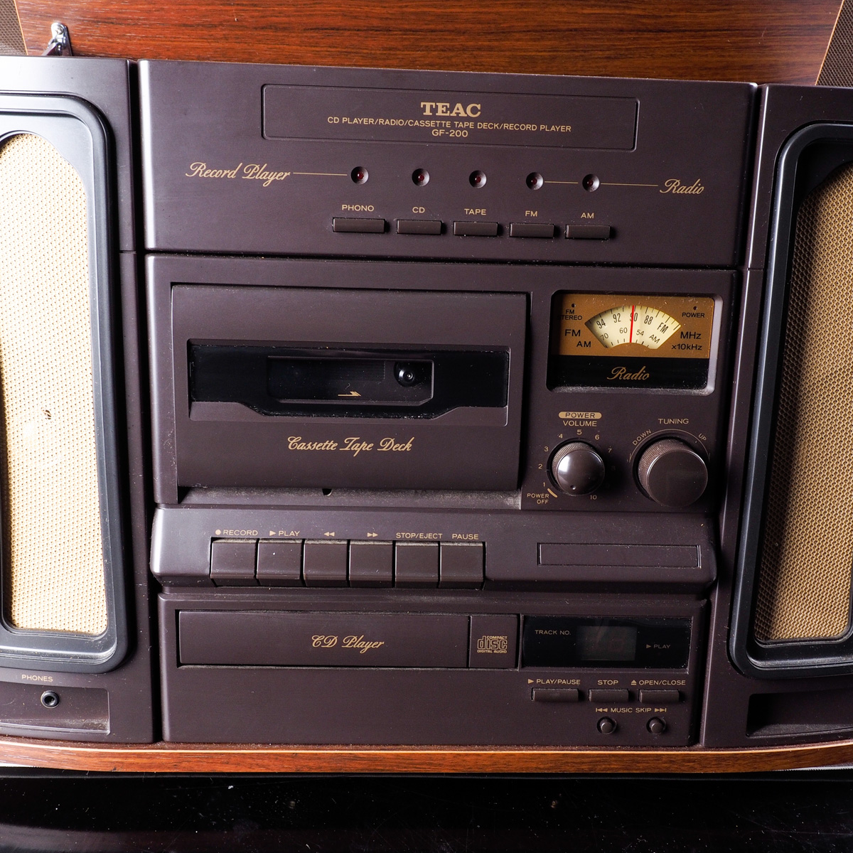 TEAC GF200 Compact HiFi Stereo System With LXI Floor Speakers EBTH