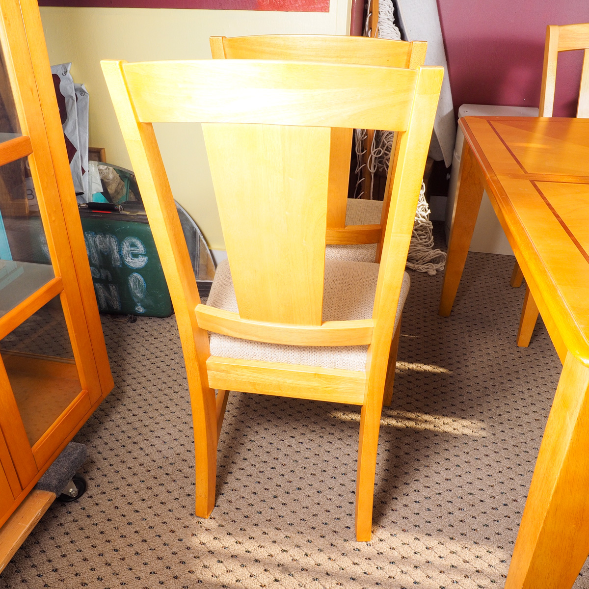 Contemporary Maple Finish Dining Table And Chairs EBTH