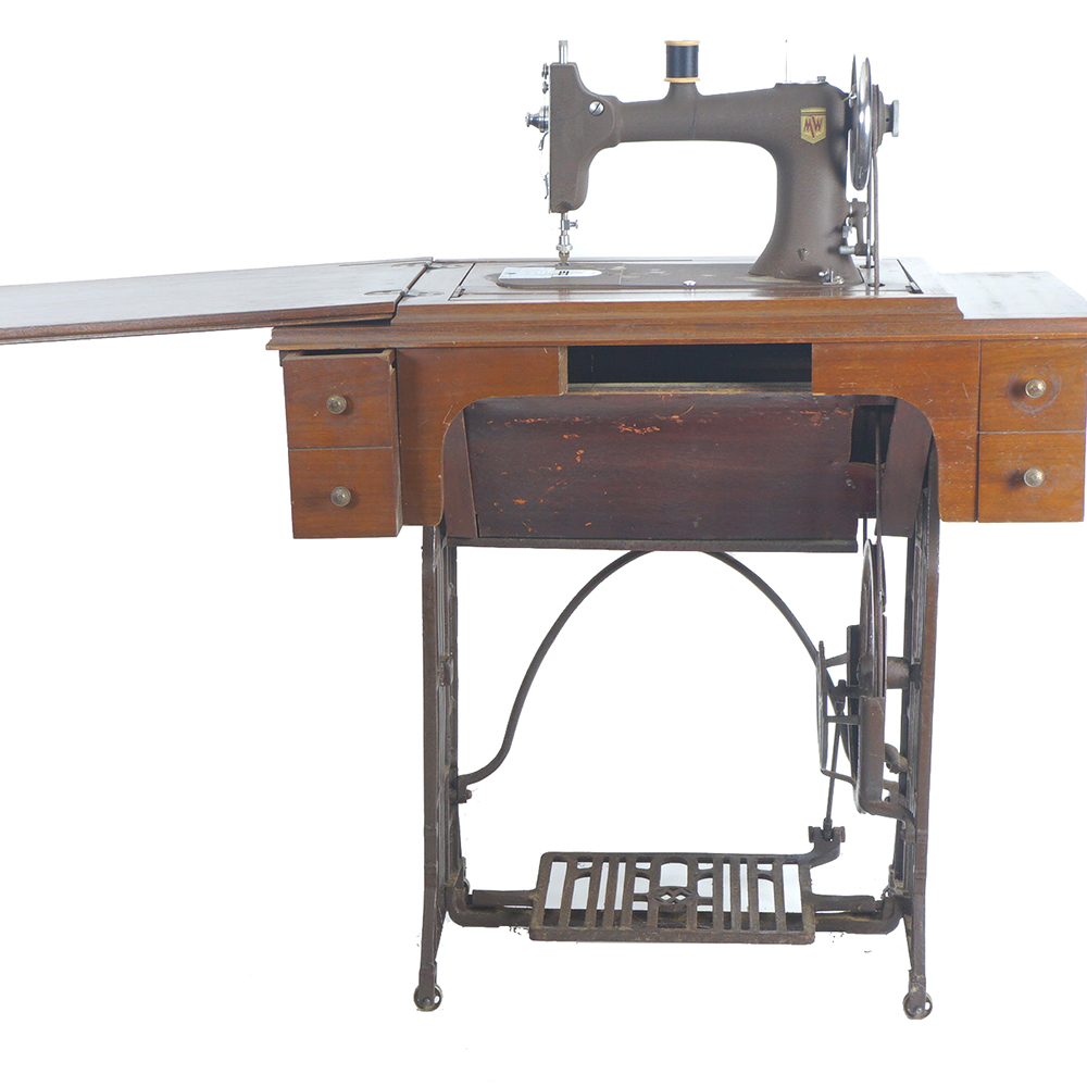 Vintage Montgomery Ward Sewing Machine and Table EBTH