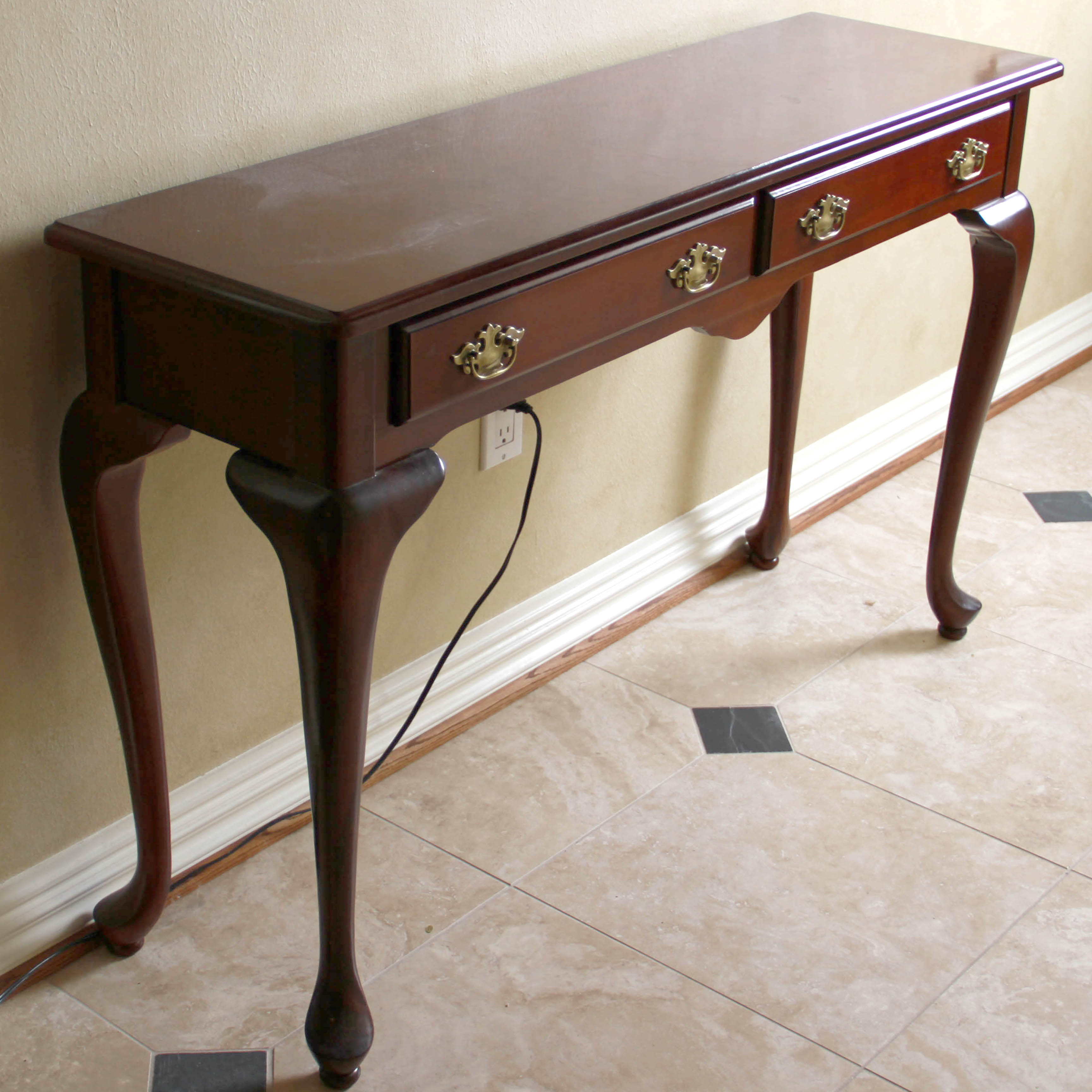 Late 20th to Early 21st Century Queen Anne Style Console Table EBTH