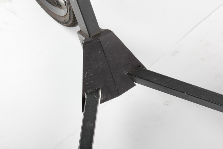 Blue Delta Wing Razor Scooter EBTH