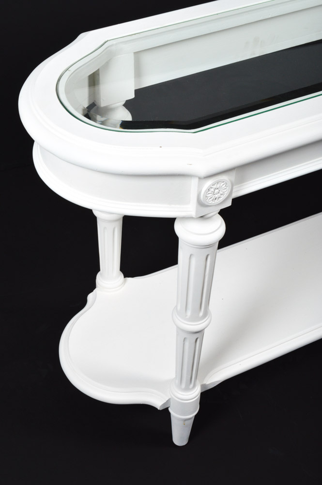 White Painted Sofa Table and Corner | EBTH