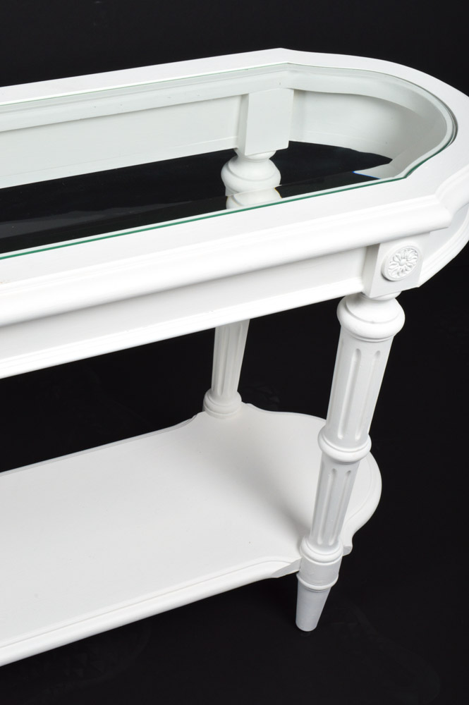 White Painted Sofa Table and Corner | EBTH