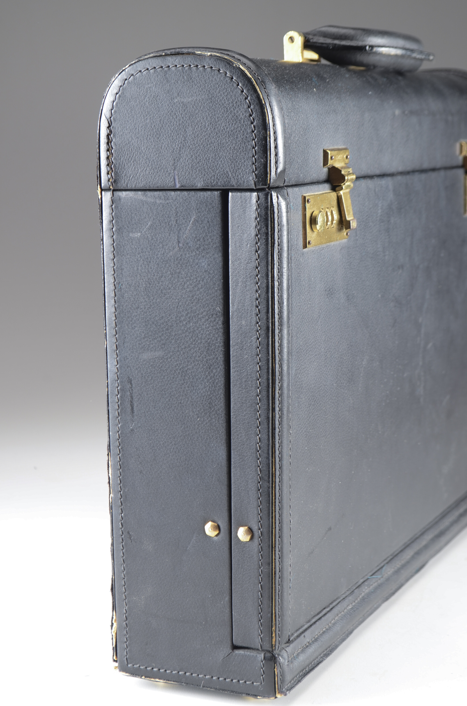 Vintage Gucci Leather Hard Briefcase EBTH