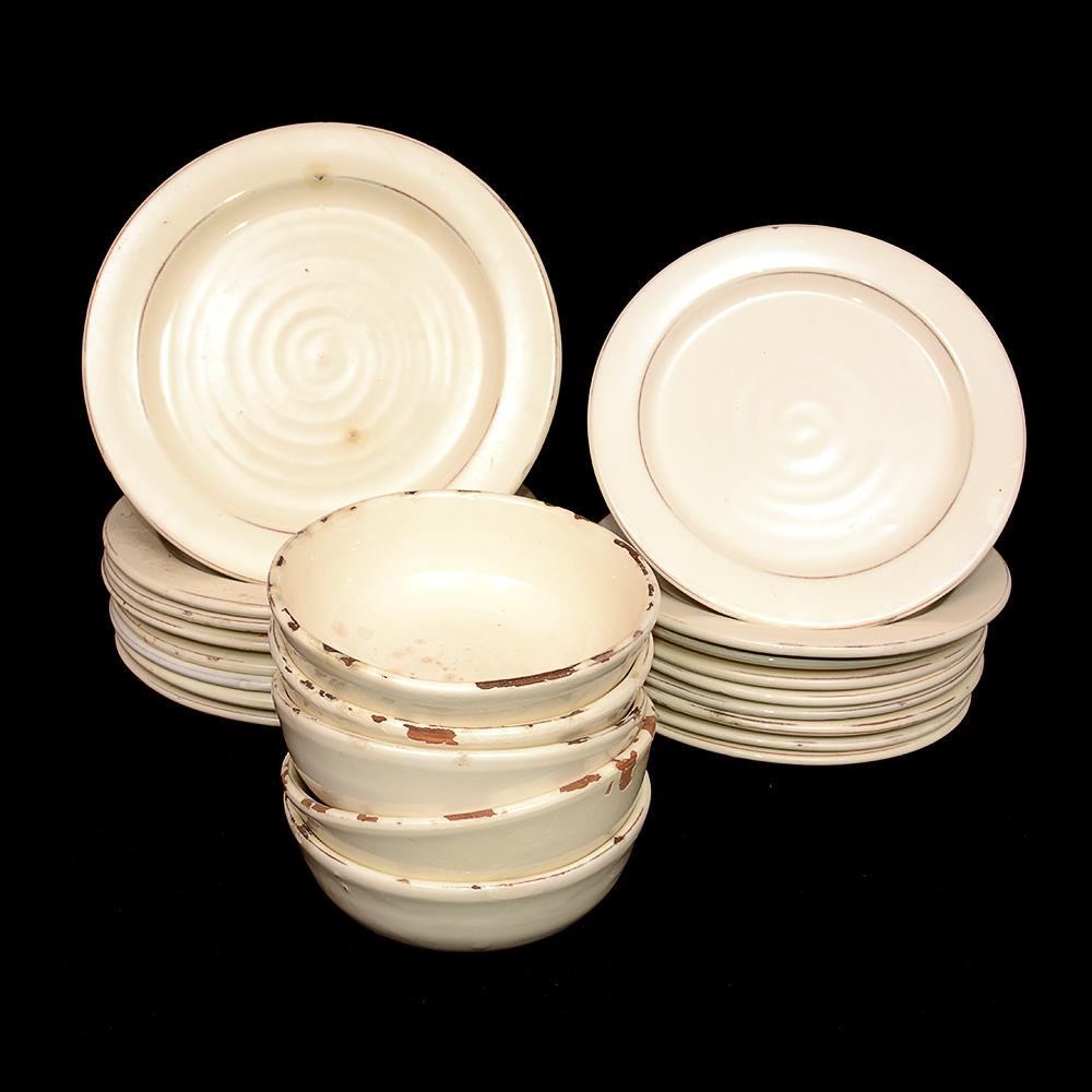 Pottery Barn Italian Rustic Dishes Ebth