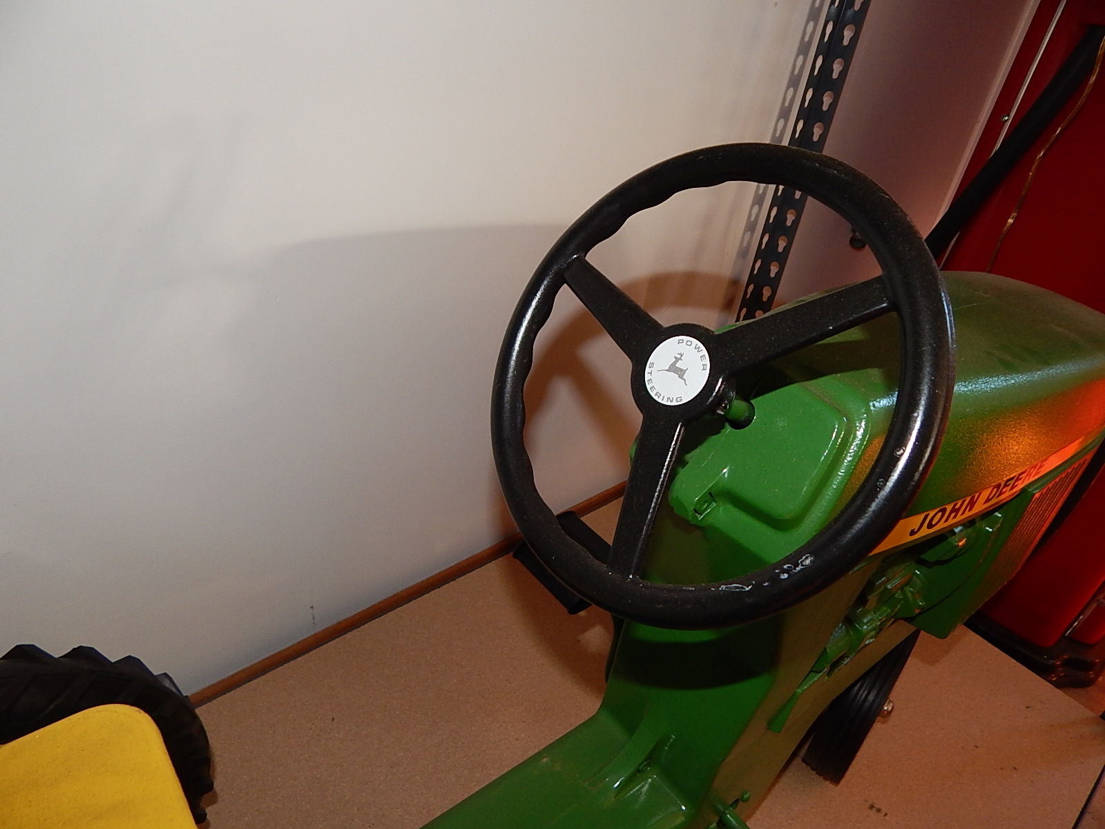 ERTL John Deere Model 520 Pedal Tractor EBTH