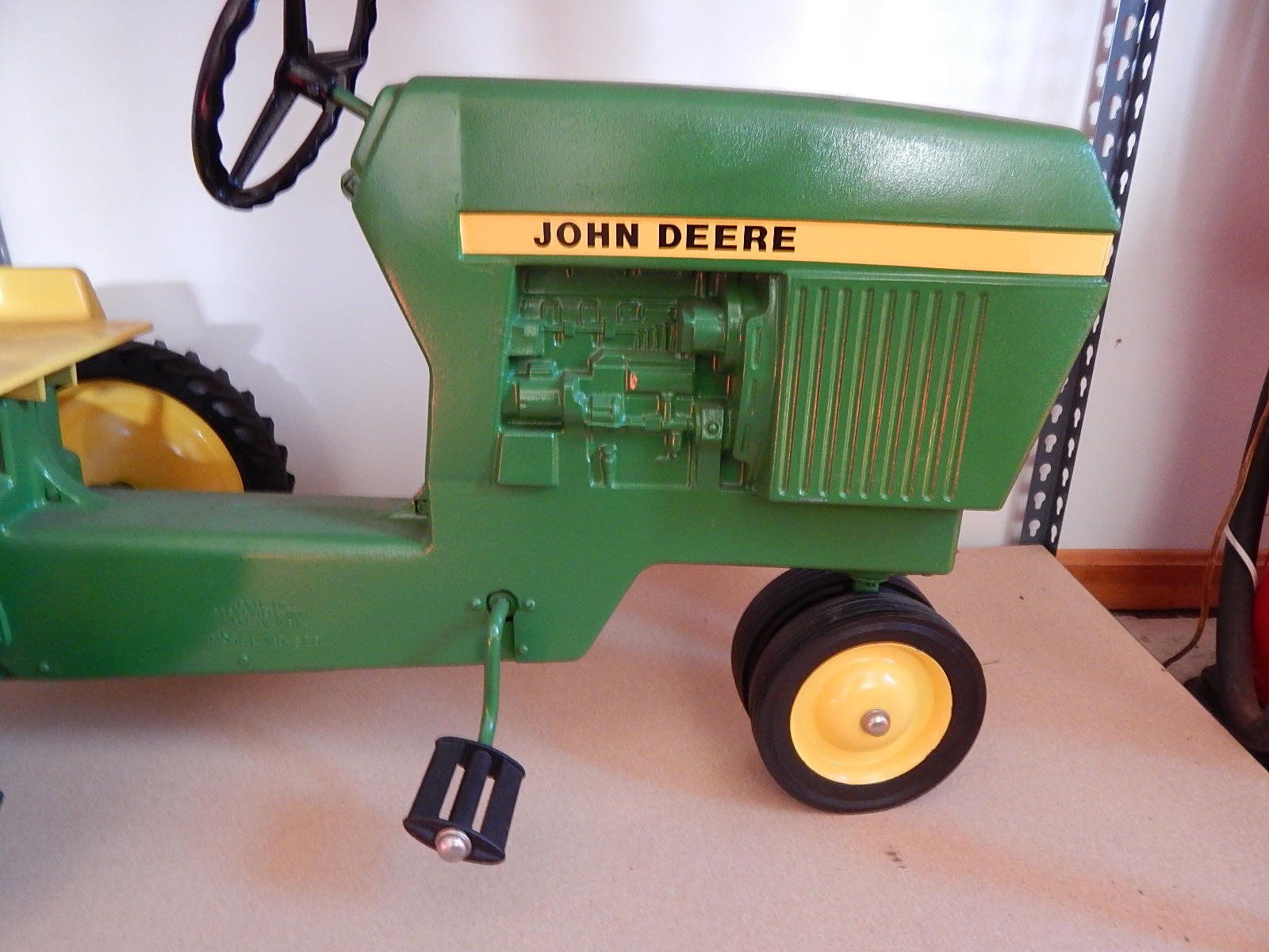 ERTL John Deere Model 520 Pedal Tractor EBTH