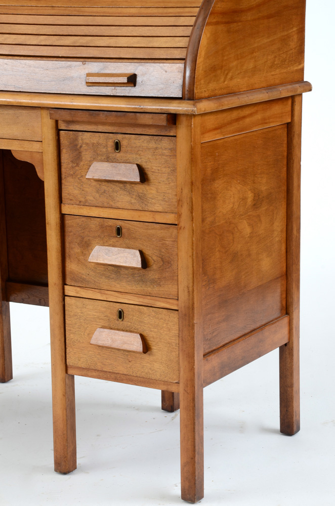 Roll Top Wood Desk EBTH