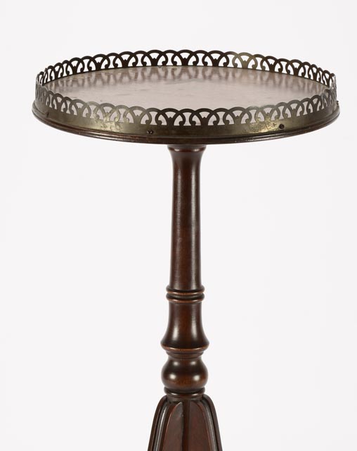 Vintage Ferguson Brothers Table EBTH