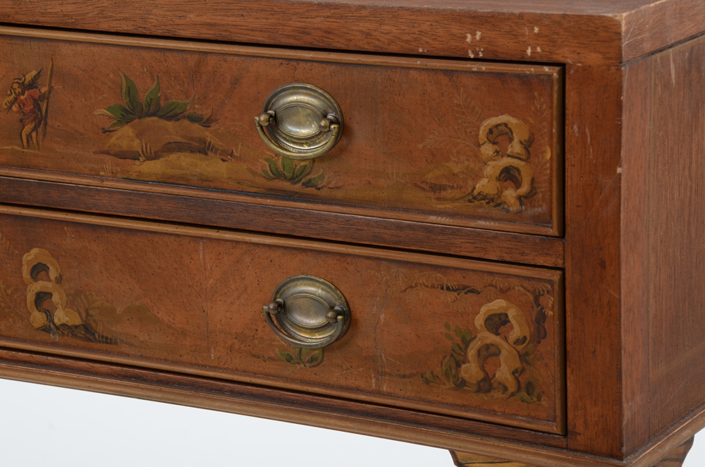 Wellington Hall Reproduction Mahogany Veneer Console Table EBTH