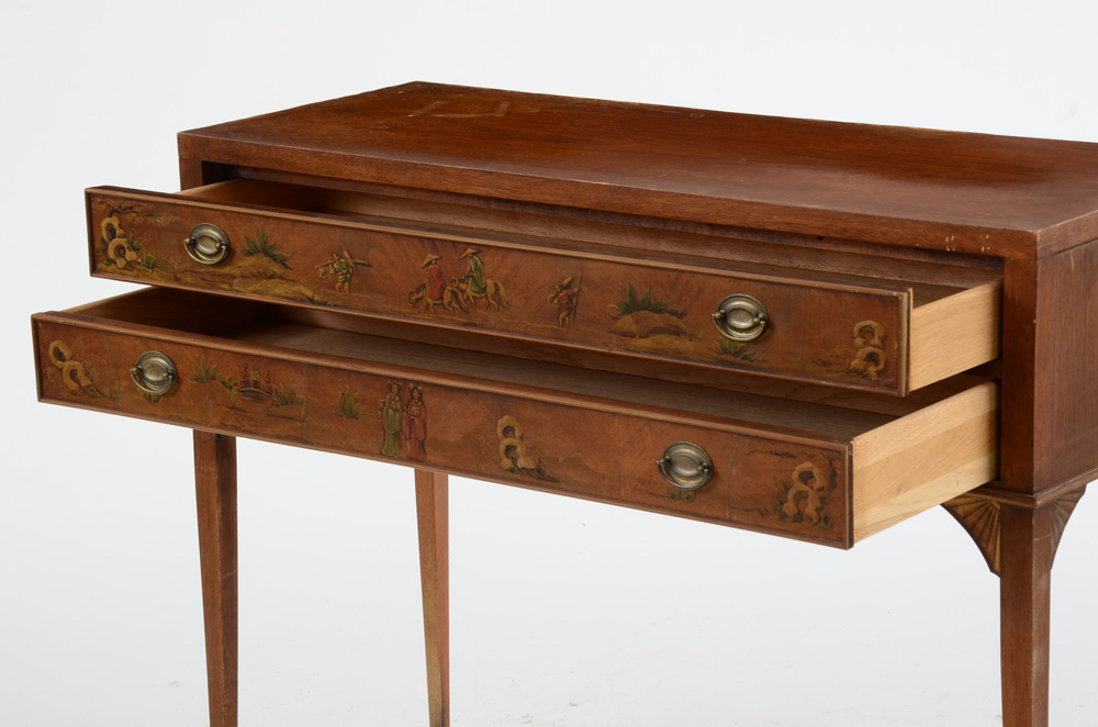 Wellington Hall Reproduction Mahogany Veneer Console Table EBTH