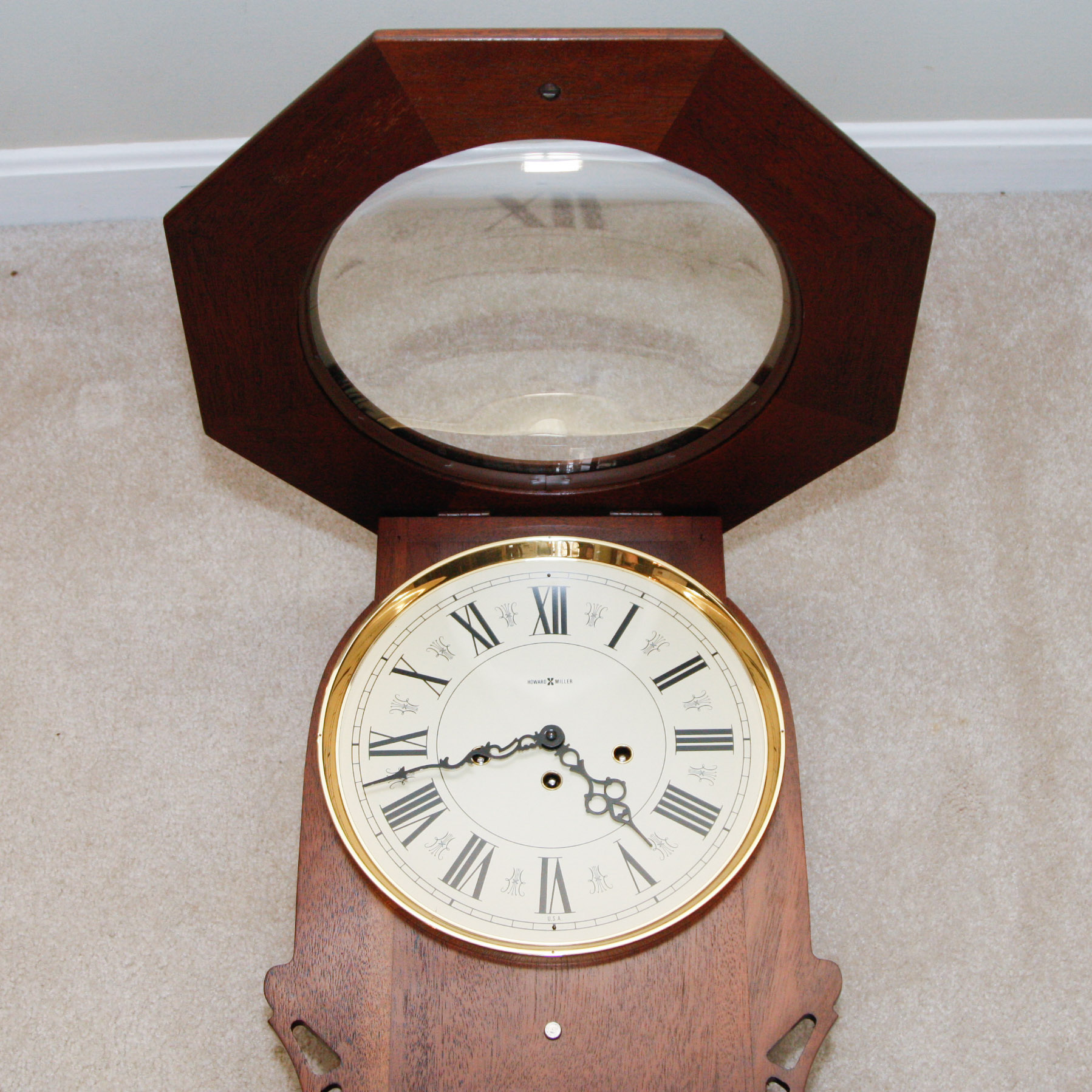 Howard Miller No. 140 Westminster Chiming Wall Clock EBTH