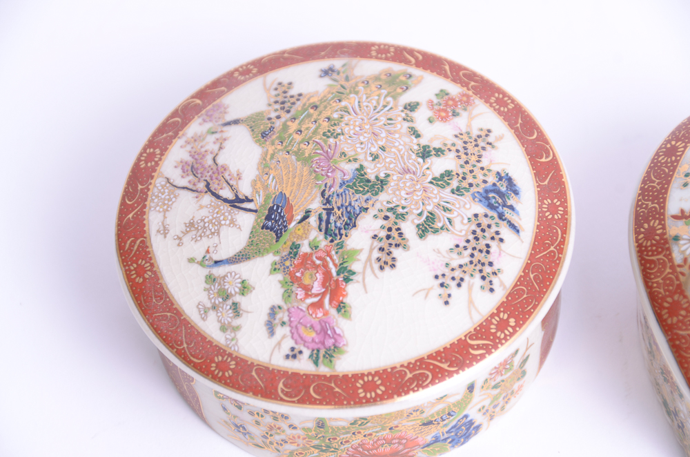 Pair Of Japanese Satsuma Trinket Boxes EBTH