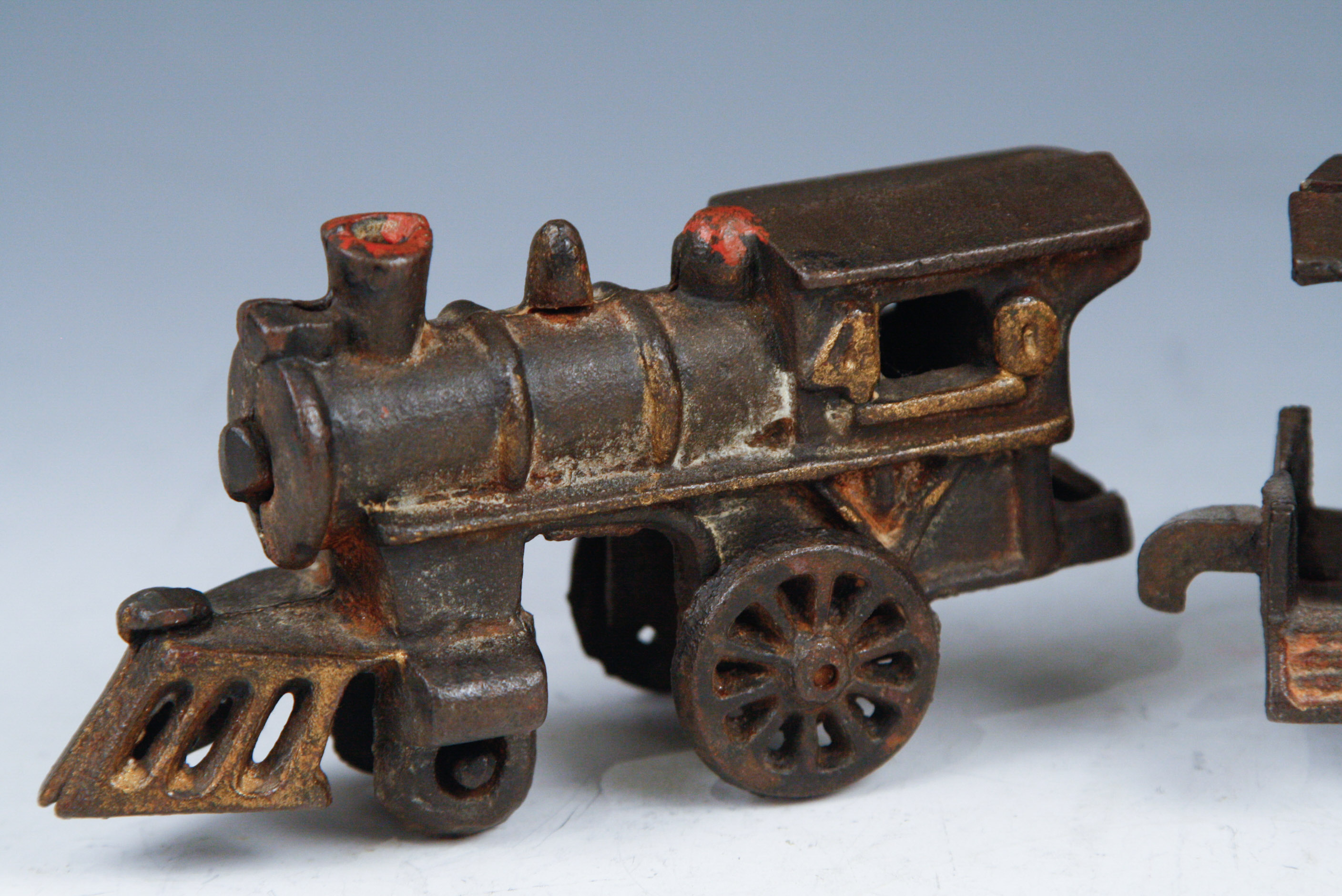Antique Cast Iron Train Engine and Caboose EBTH