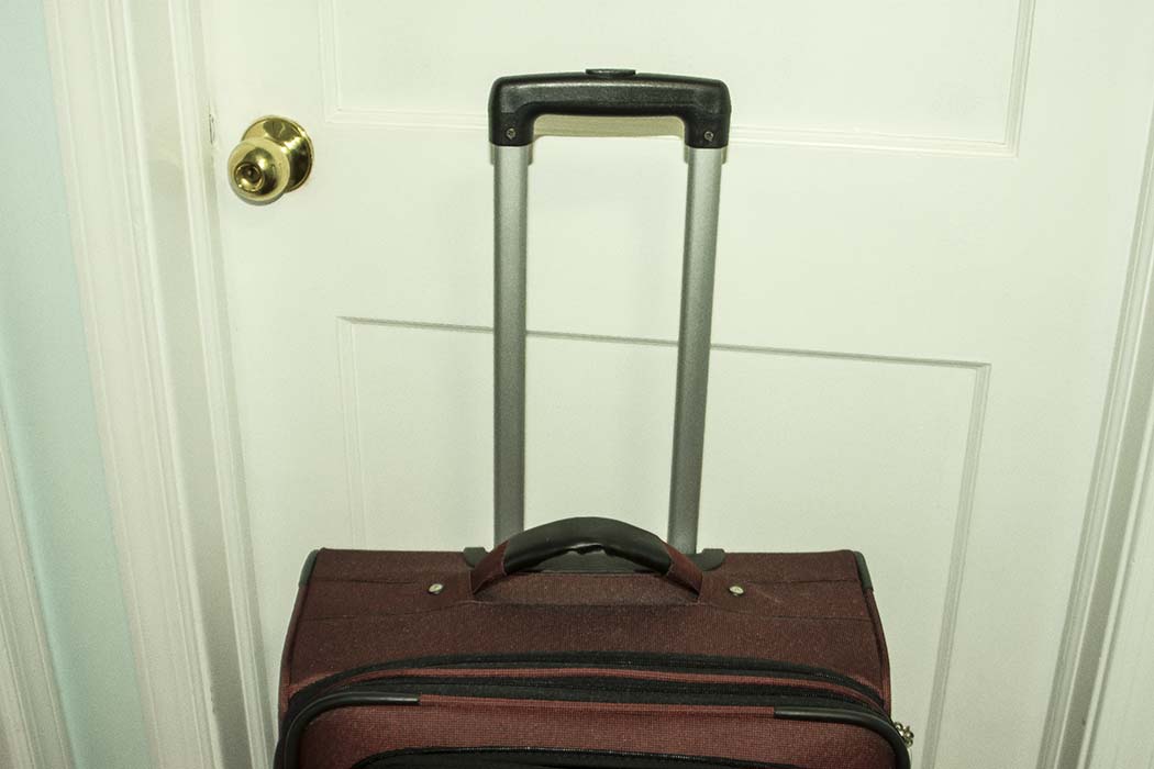 Bob Mackie Luggage Set EBTH