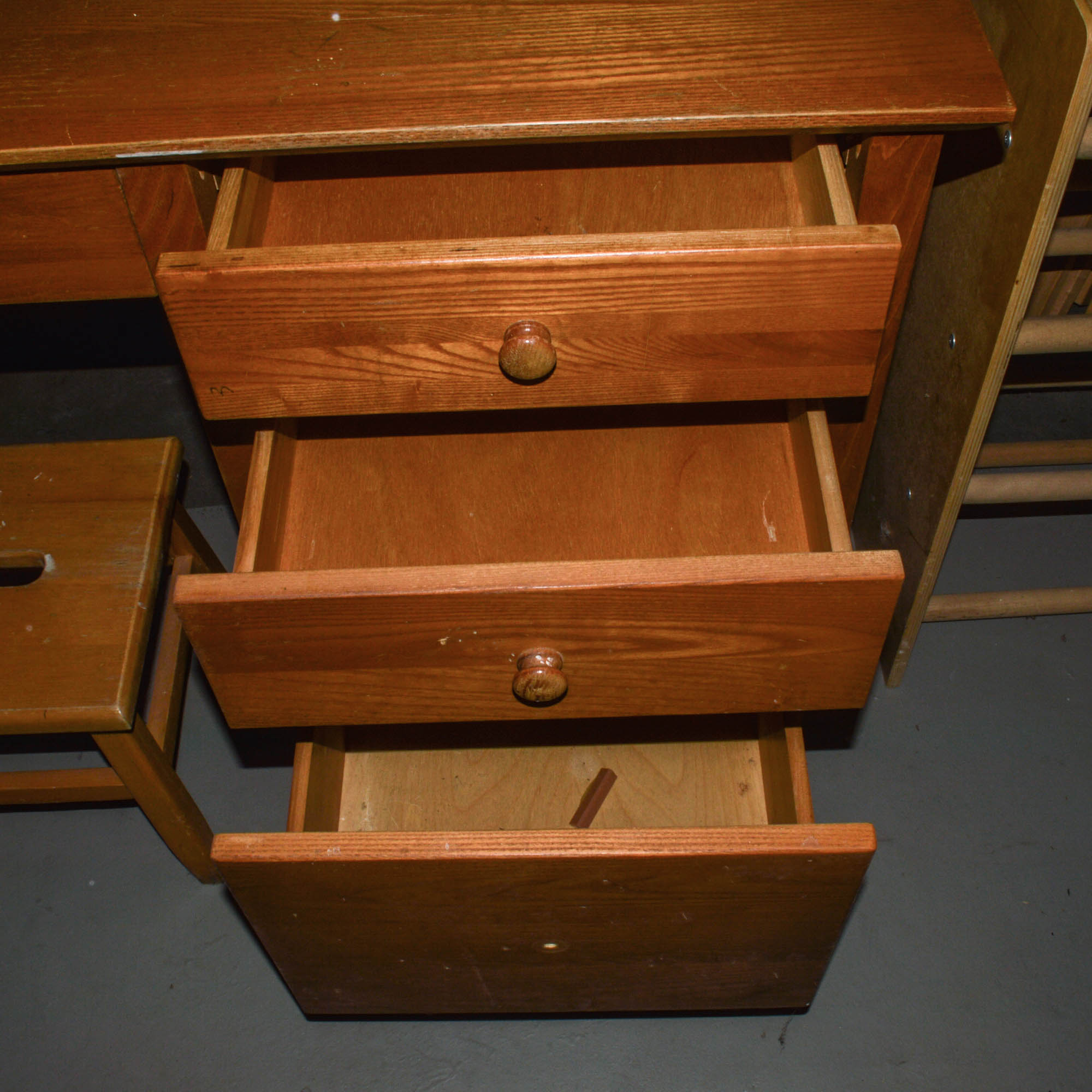 Vermont Tubbs Bunk Bed Set with Desk and Bin Rack EBTH