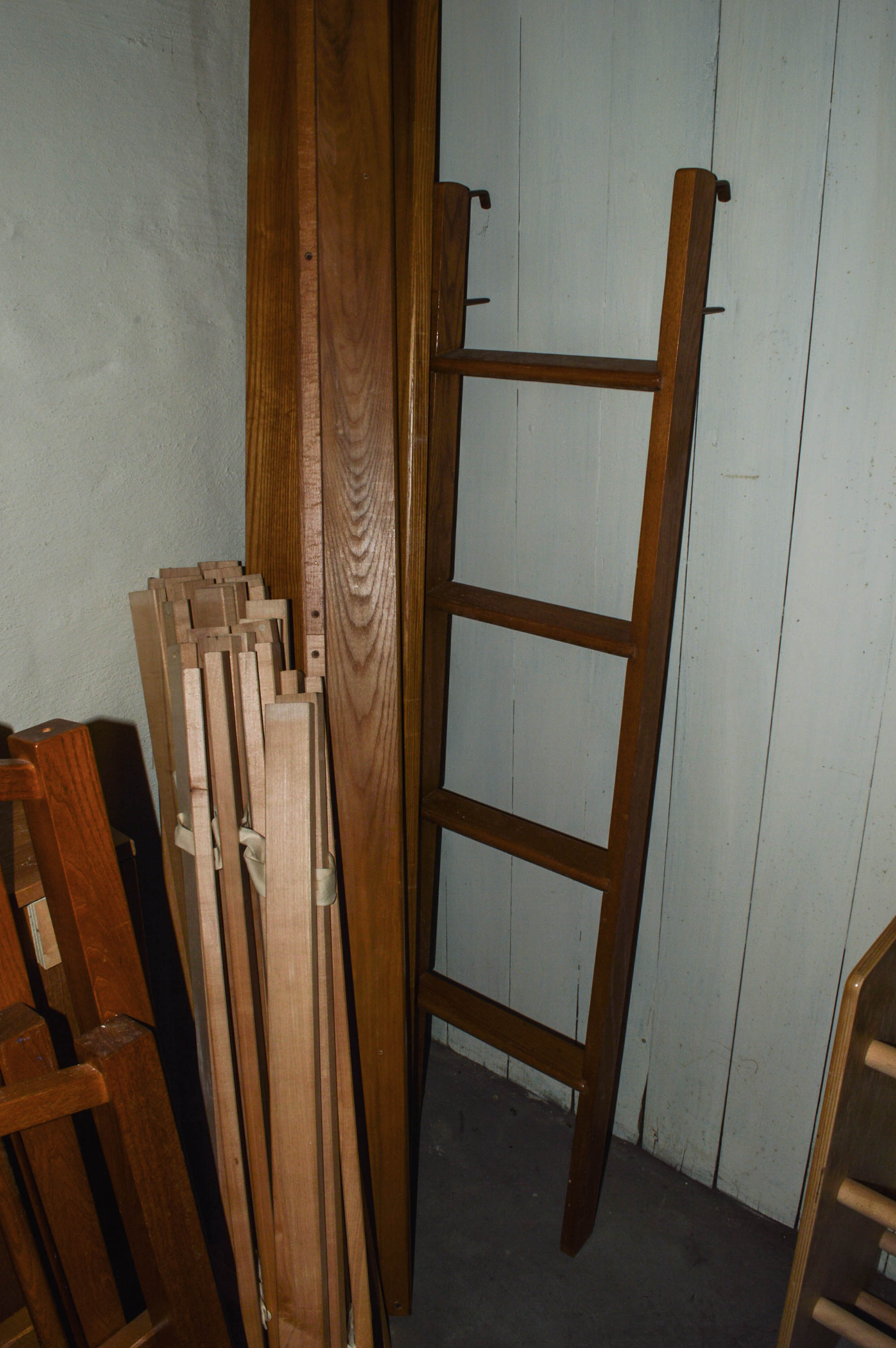 Vermont Tubbs Bunk Bed Set with Desk and Bin Rack EBTH