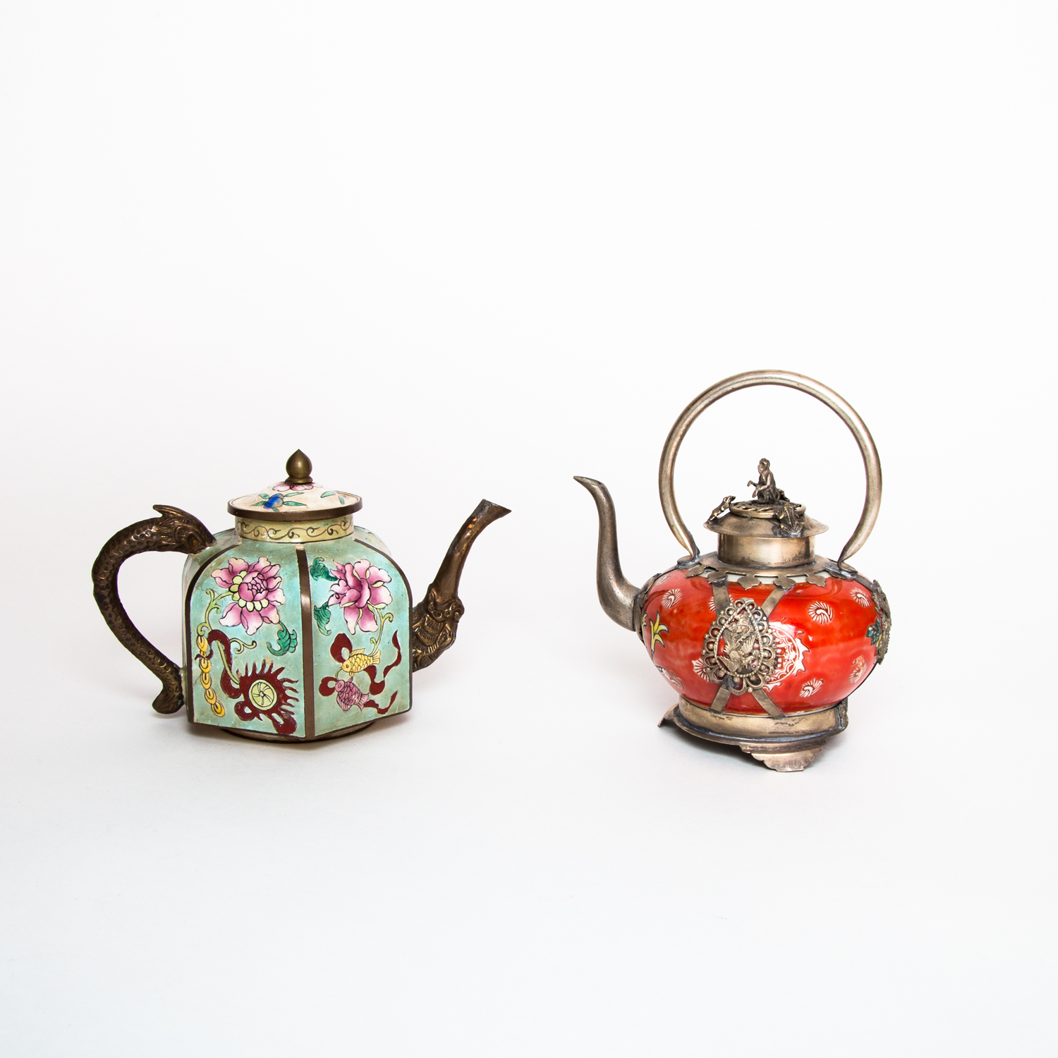 Collection of Vintage Chinese Teapots EBTH