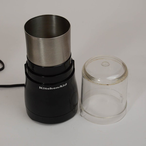 CuisinArt Coffee Maker, KitchenAid Coffee Grinder, and an OXO French Press : EBTH