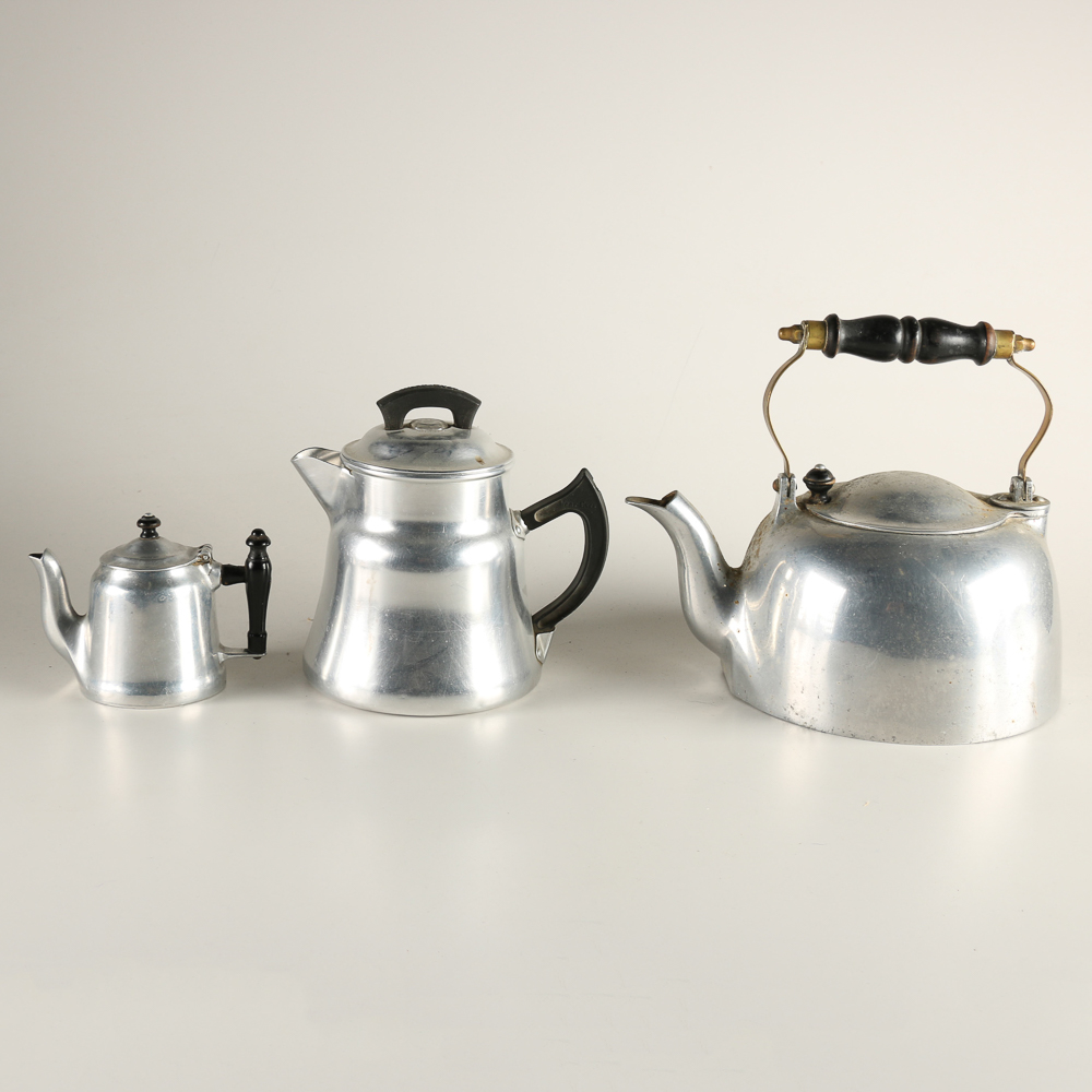 Metal Tea Set EBTH