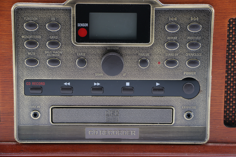 Crosley CR248 Turntable Radio with CD Player EBTH