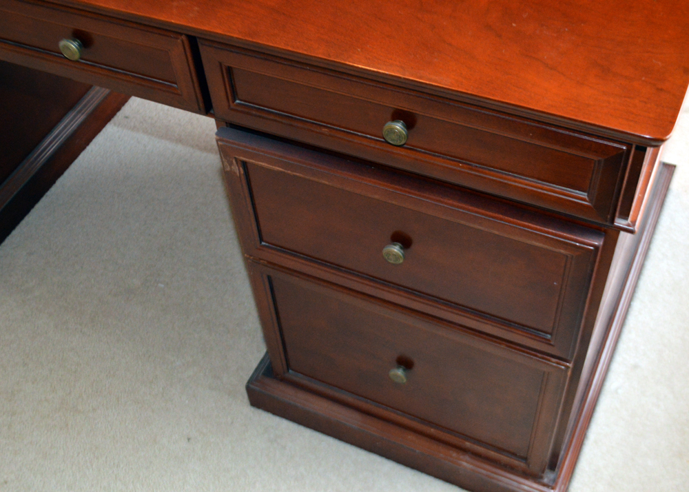 Bombay Richmond Executive Desk EBTH