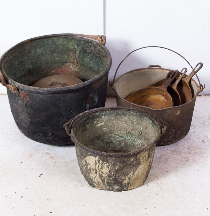 Vintage Pots And Pans 57
