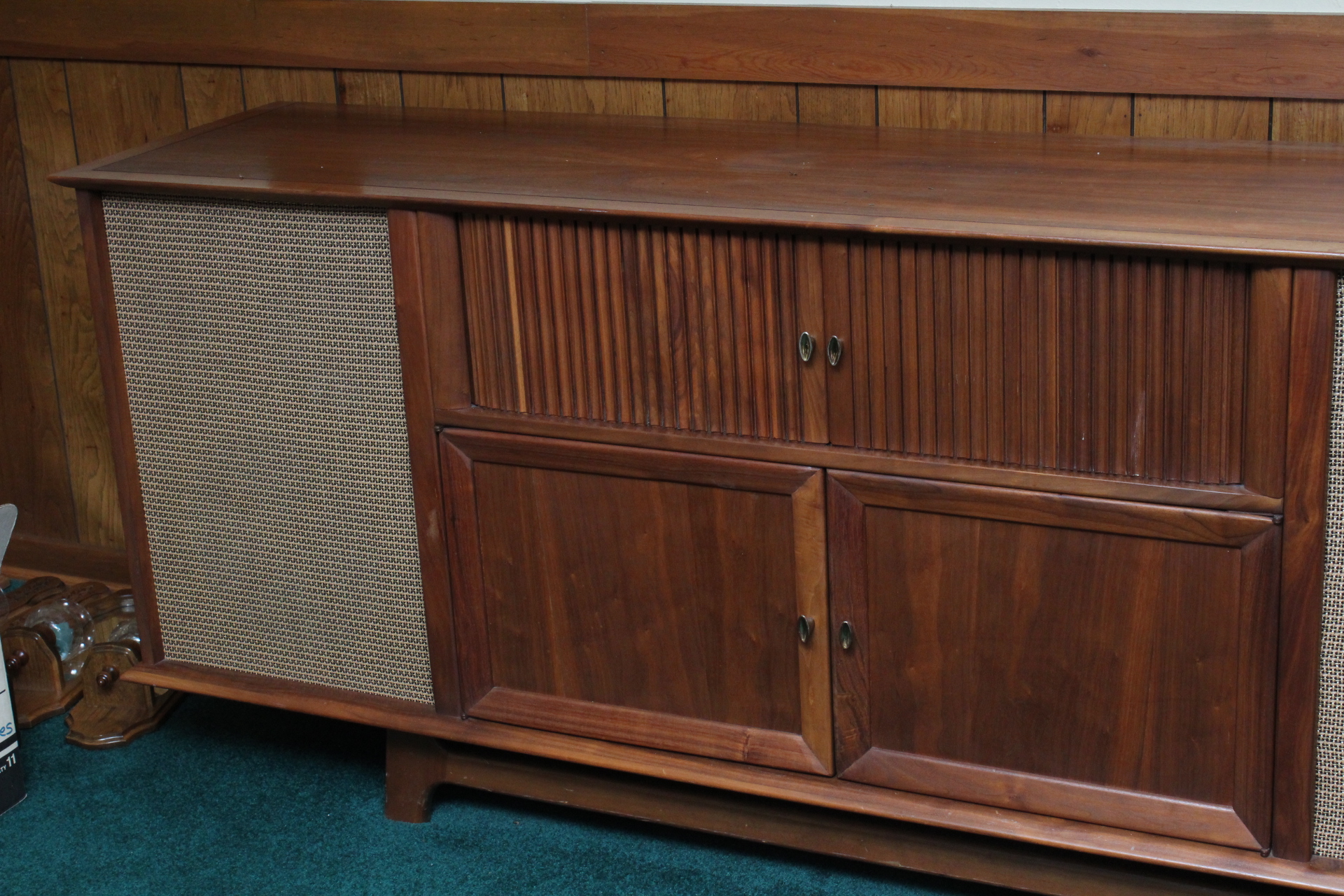 Mid-Century Curtis Mathes Turntable and Stereo System Console | EBTH